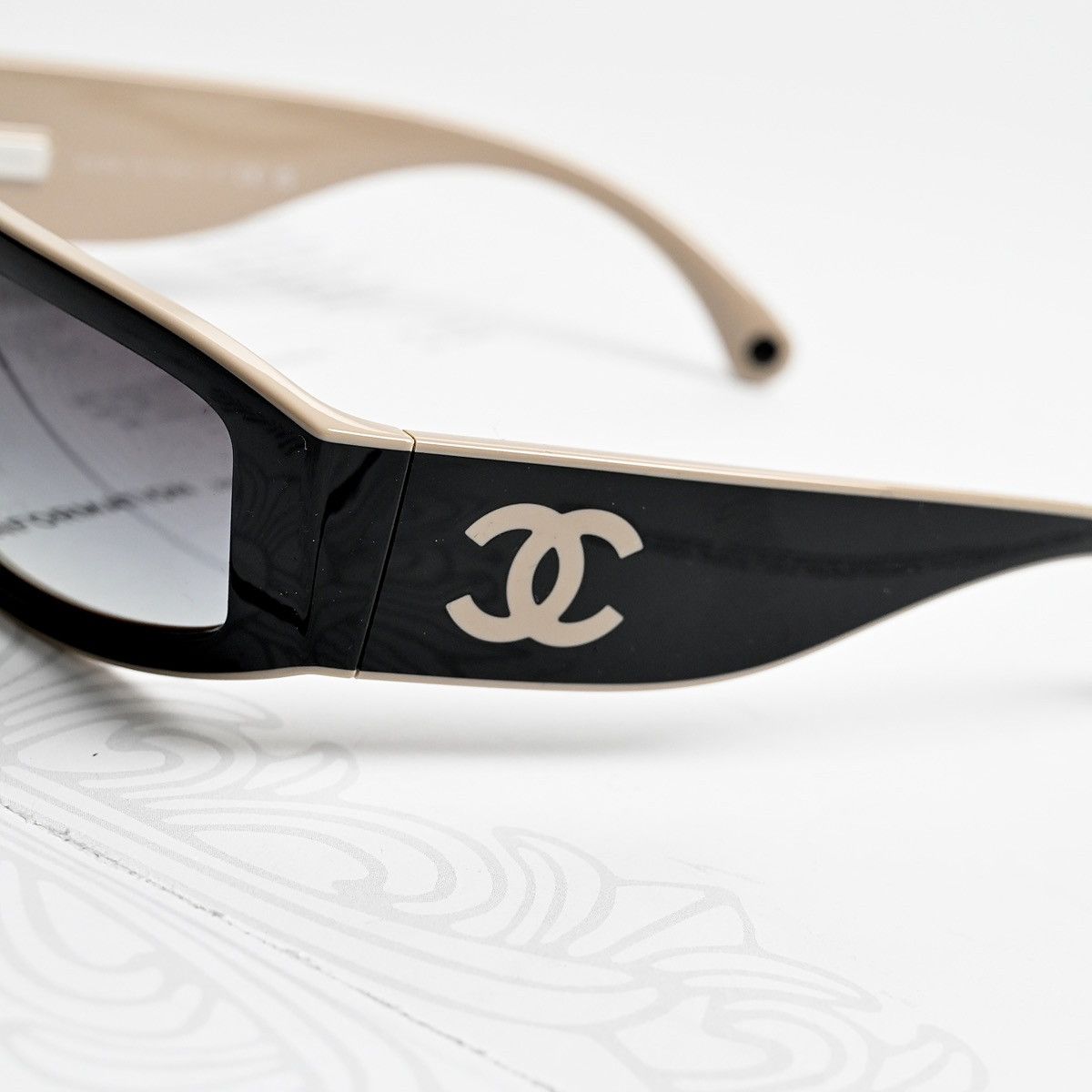 Chanel CHANEL 0CH6057 SUNGLASSES Size ONE SIZE - 4 Thumbnail