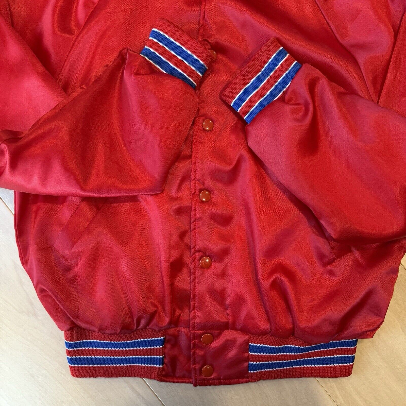 Vintage Vintage Music Unlimited Bomber Jacket S Red Satin 80s Movie Size US S / EU 44-46 / 1 - 5 Thumbnail