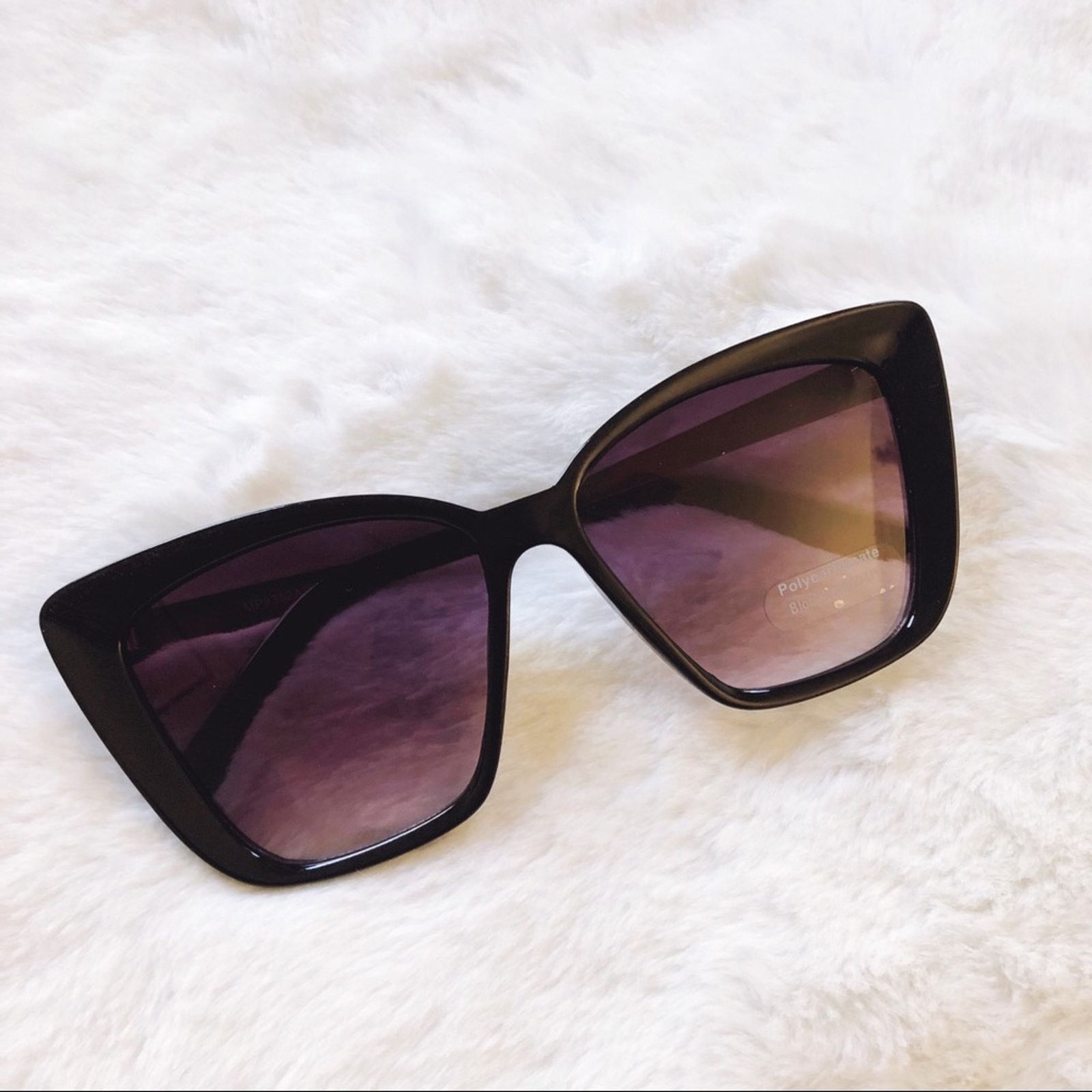 Other Hannah Black Oversized Cat Eye Sunglasses Size ONE SIZE - 4 Thumbnail
