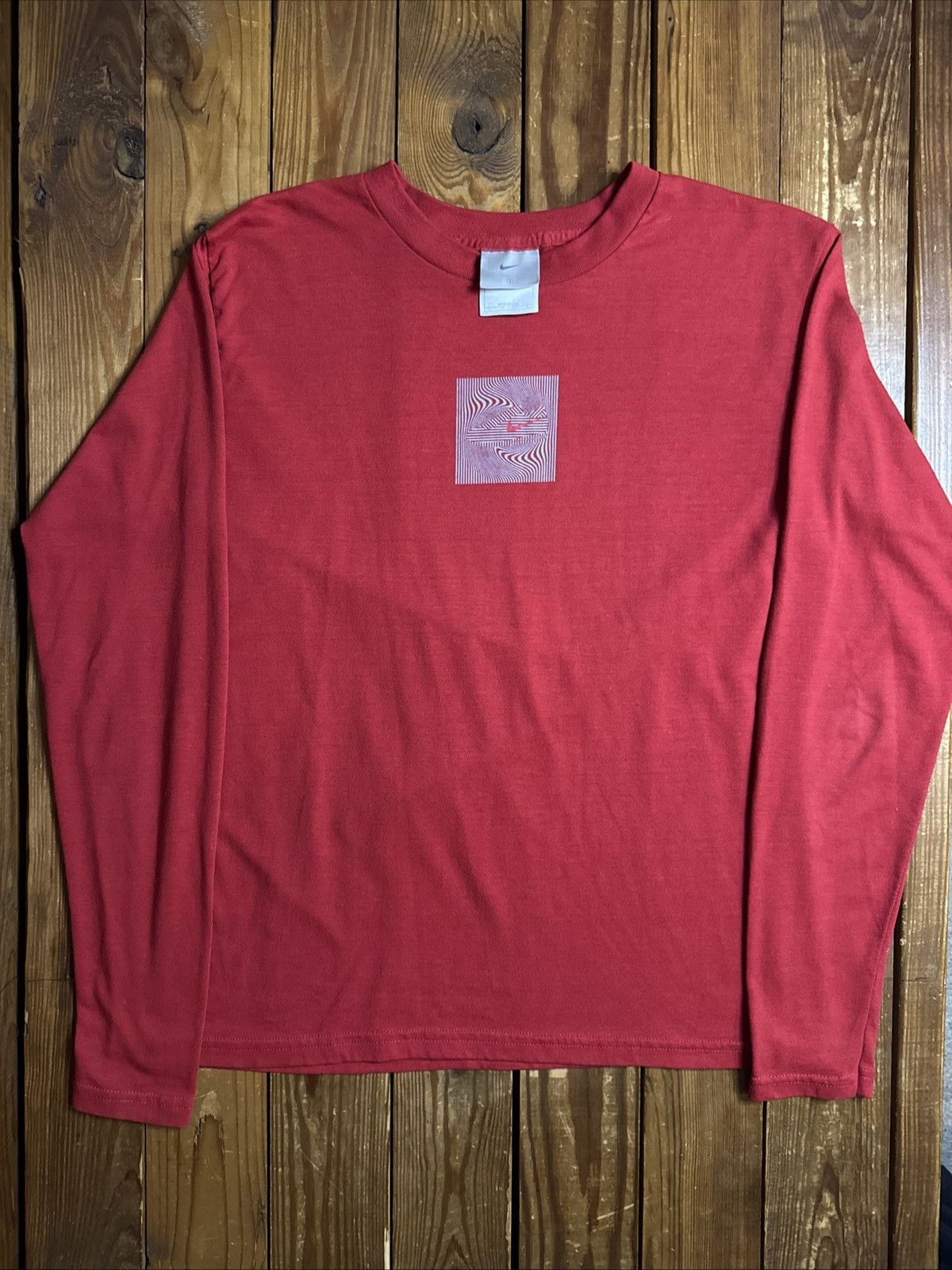 Nike Vintage 90s Y2K Nike Psychedelic Logo Red Long Sleeve Shirt Size US S / EU 44-46 / 1 - 1 Thumbnail