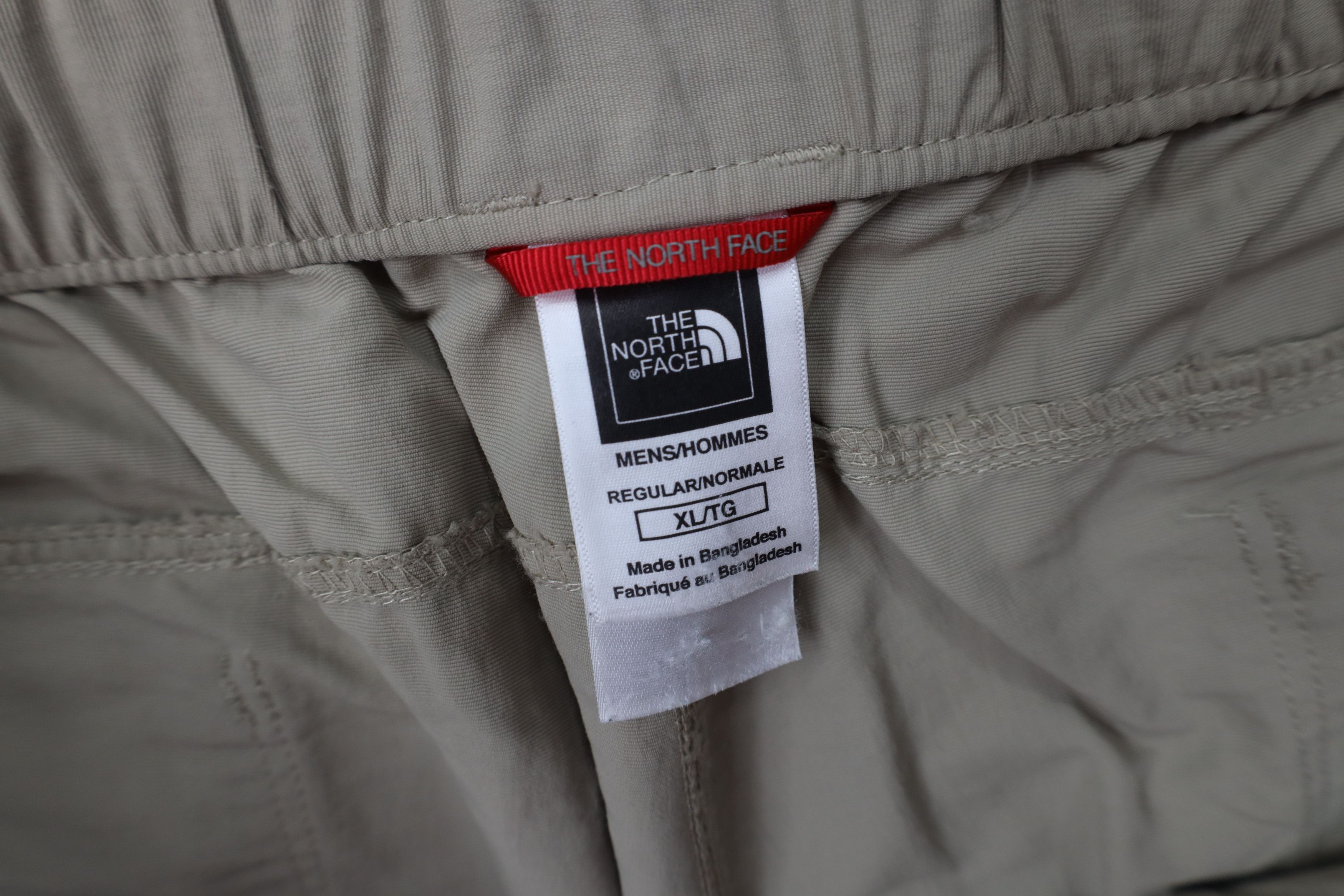 The North Face Vintage The North Face Wide Leg Cargo Pants Shorts Size US 38 / EU 54 - 10 Thumbnail