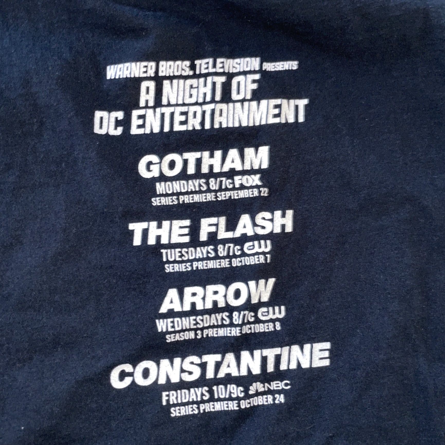 Arrow VINTAGE The CW SC Comics Line Up T-Shirt XL Black The Flash Gotham Arrow Mens XL Black Comics Size US XL / EU 56 / 4 - 6 Thumbnail