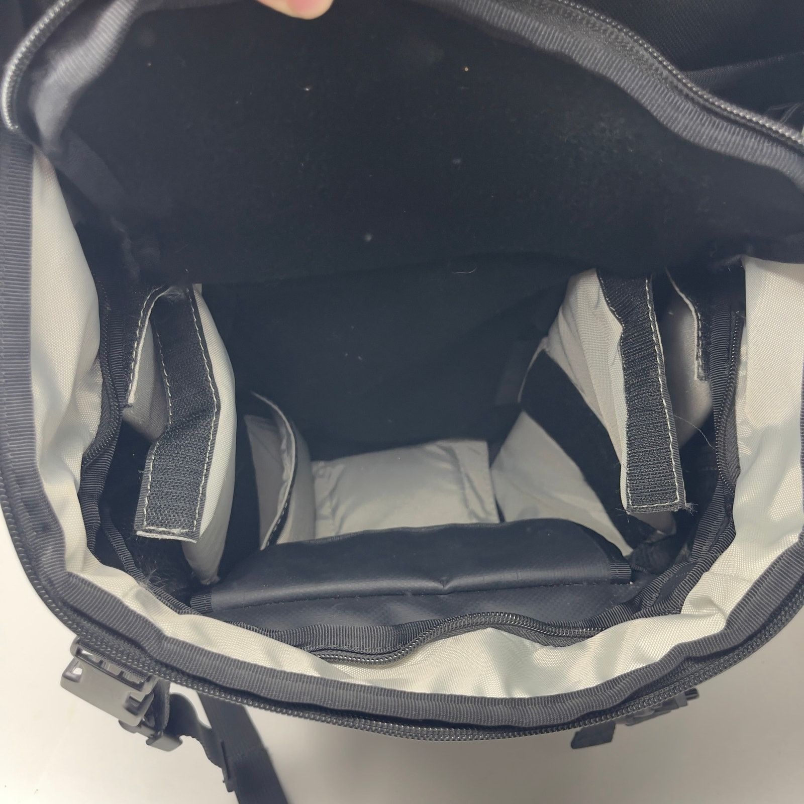 Chrome Industries Chrome Industries Niko Camera Backpack 3.0 Bag 18" Laptop Size ONE SIZE - 5 Thumbnail