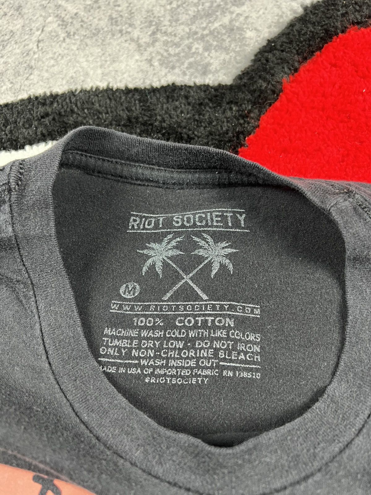 Riot Society Riot Society Bear Ballon Head Big Logo Tee Y2K Shirt Size US M / EU 48-50 / 2 - 6 Thumbnail