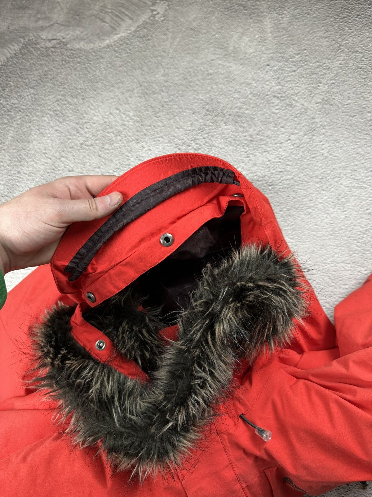 Nike ACG Vintage Nike ACG Jacket Gore-Tex Rain Coat Fur Fuzzy Outdoor Size US M / EU 48-50 / 2 - 10 Thumbnail