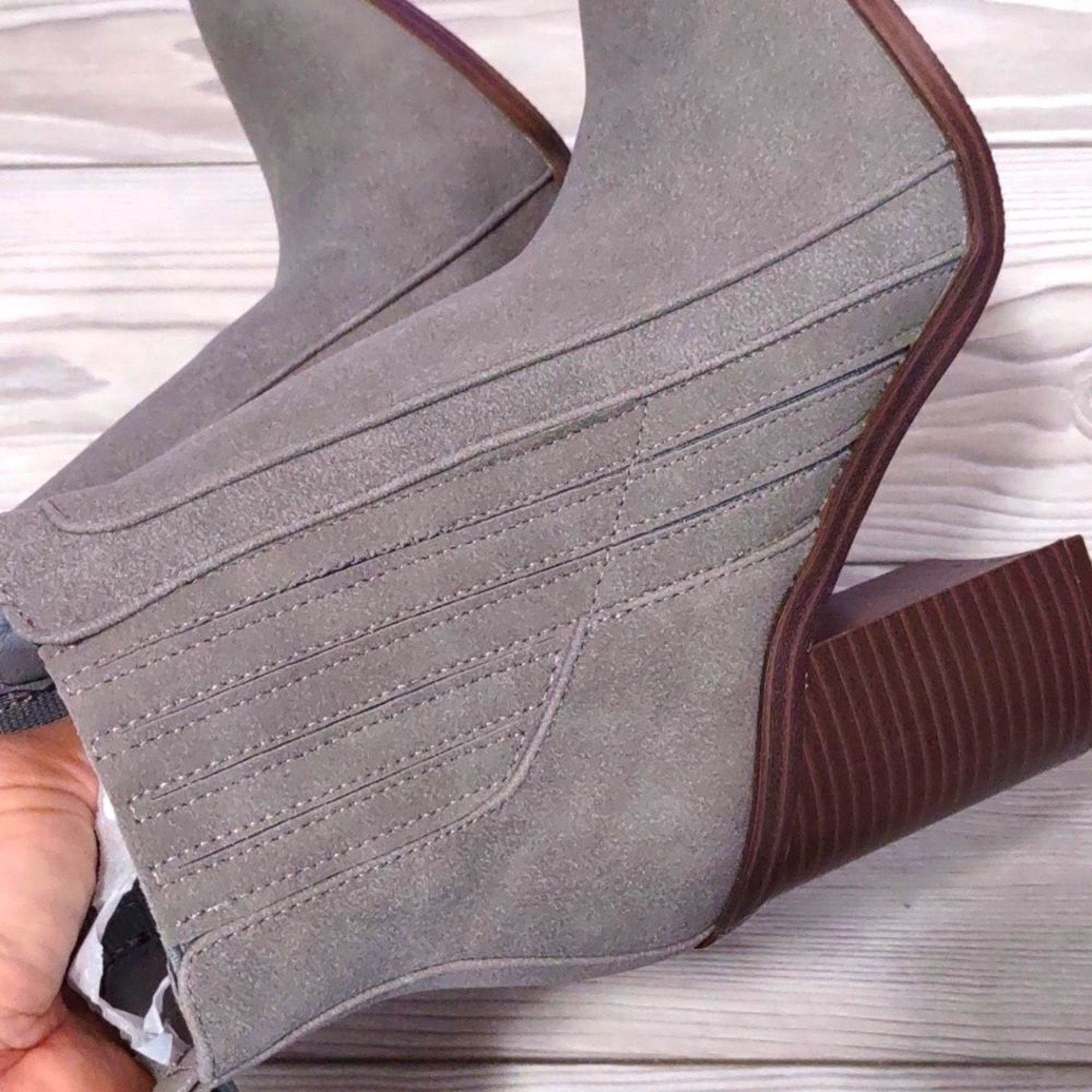 Other (A-3503) Juliet Holy Womens Block Heel Ankle Boots Sz 8.5 Size US 8.5 / IT 38.5 - 5 Thumbnail
