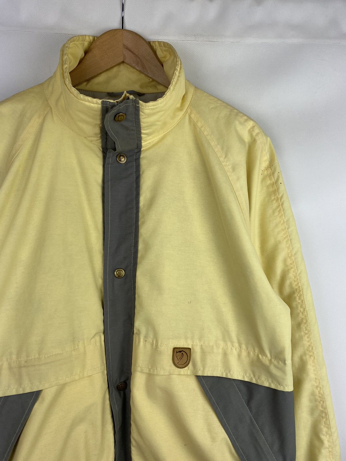Fjallraven × Vintage Fjallraven Thinsulate vintage men’s jacket size S Size US S / EU 44-46 / 1 - 5 Thumbnail