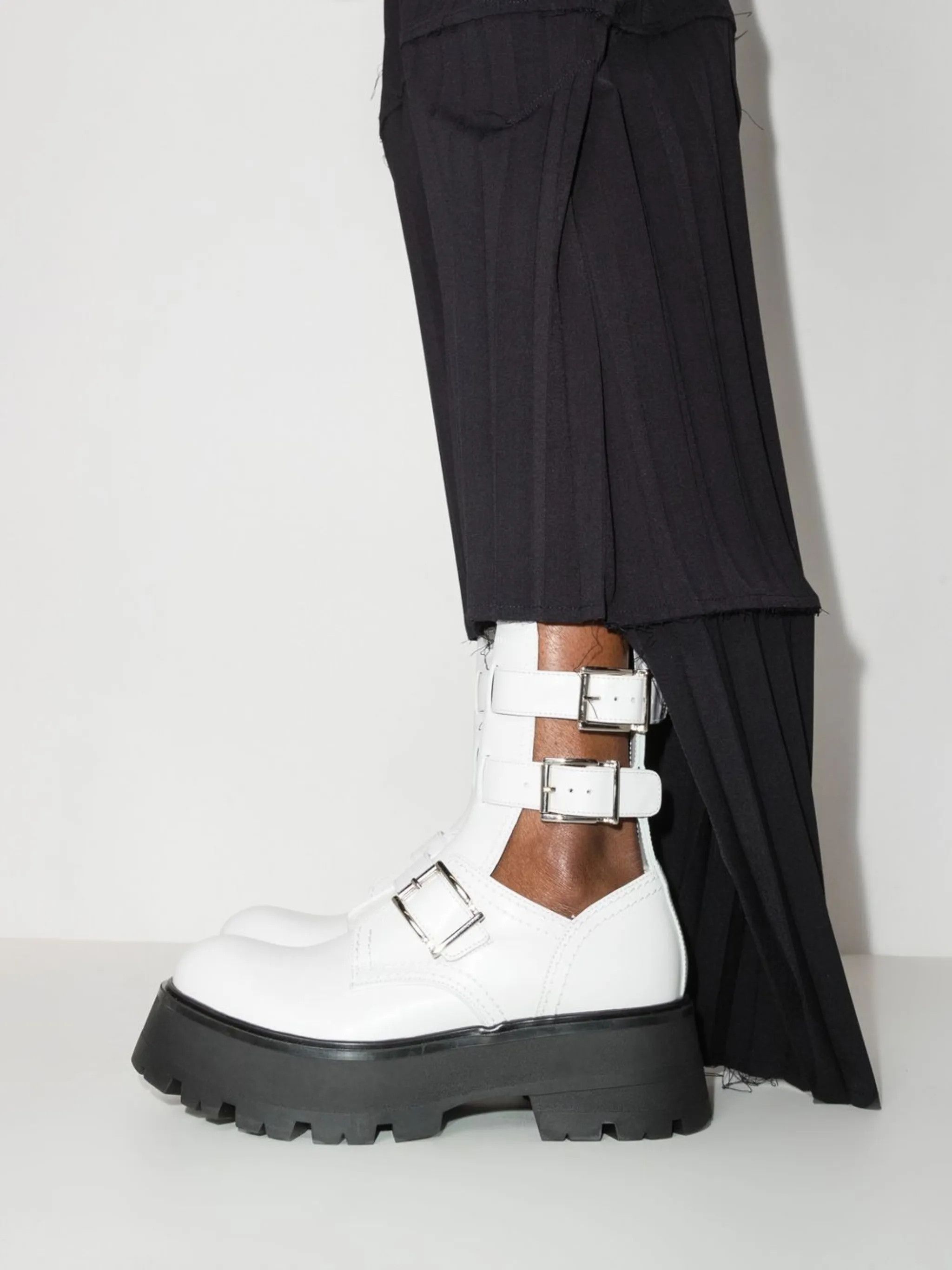 Alexander McQueen o1y0225 Ankle Boots in White Size US 9 / IT 39 - 3 Thumbnail