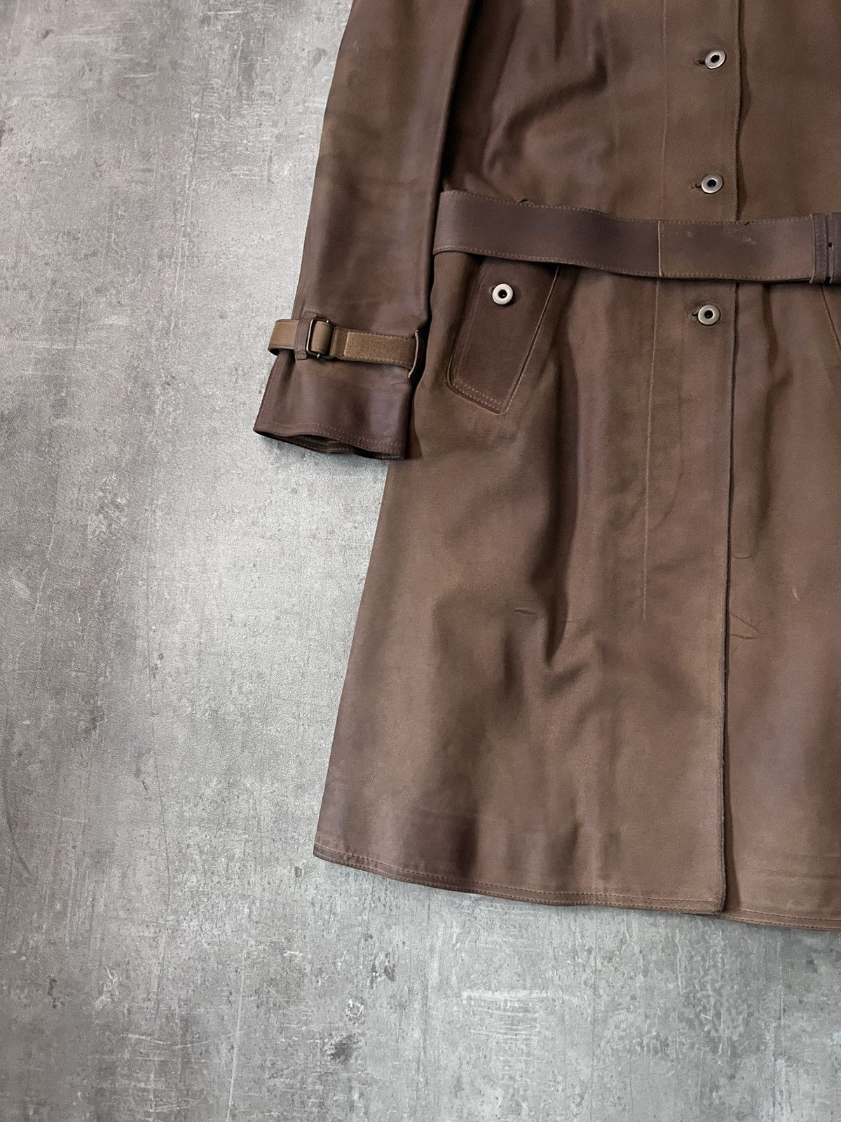 Miu Miu Miu Miu vintage sude leather brown trench coat rare Size L / US 10 / IT 46 - 2 Thumbnail