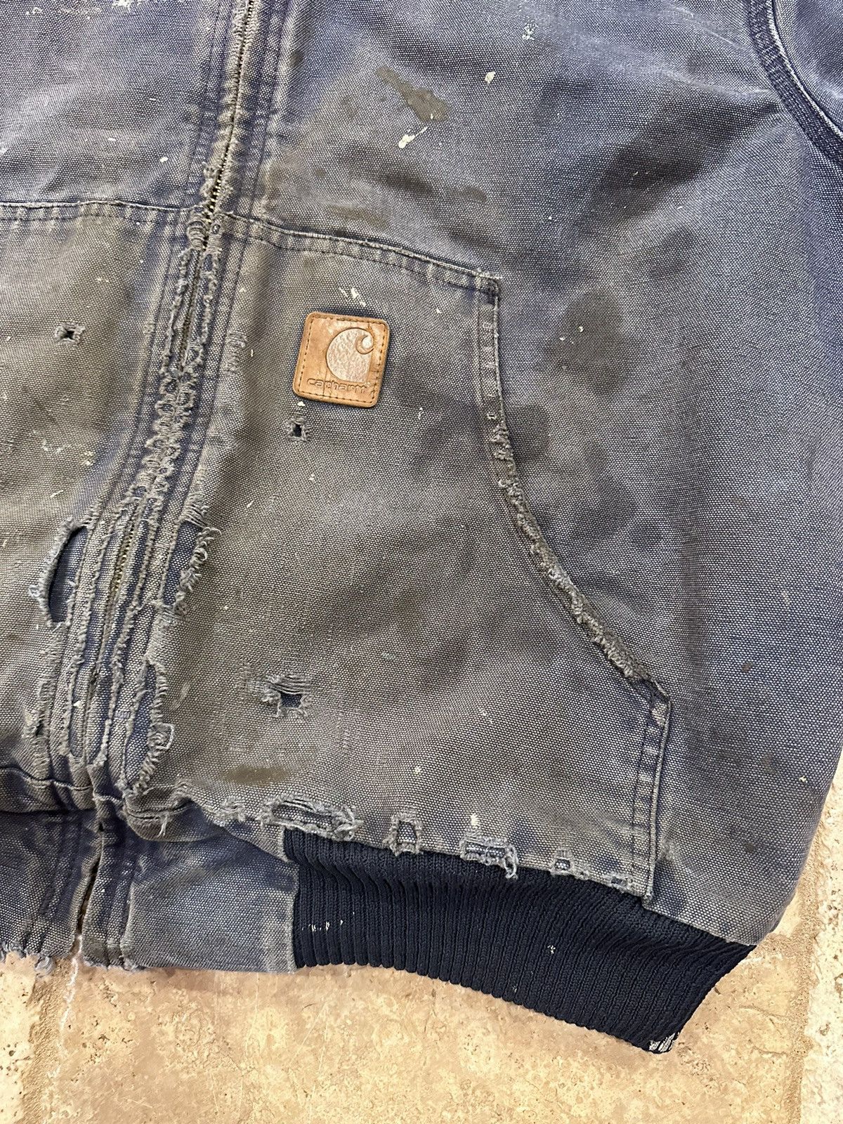 Carhartt Vintage Carhartt Faded Thrashed Hooded Distress Work Jacket Size US L / EU 52-54 / 3 - 13 Thumbnail
