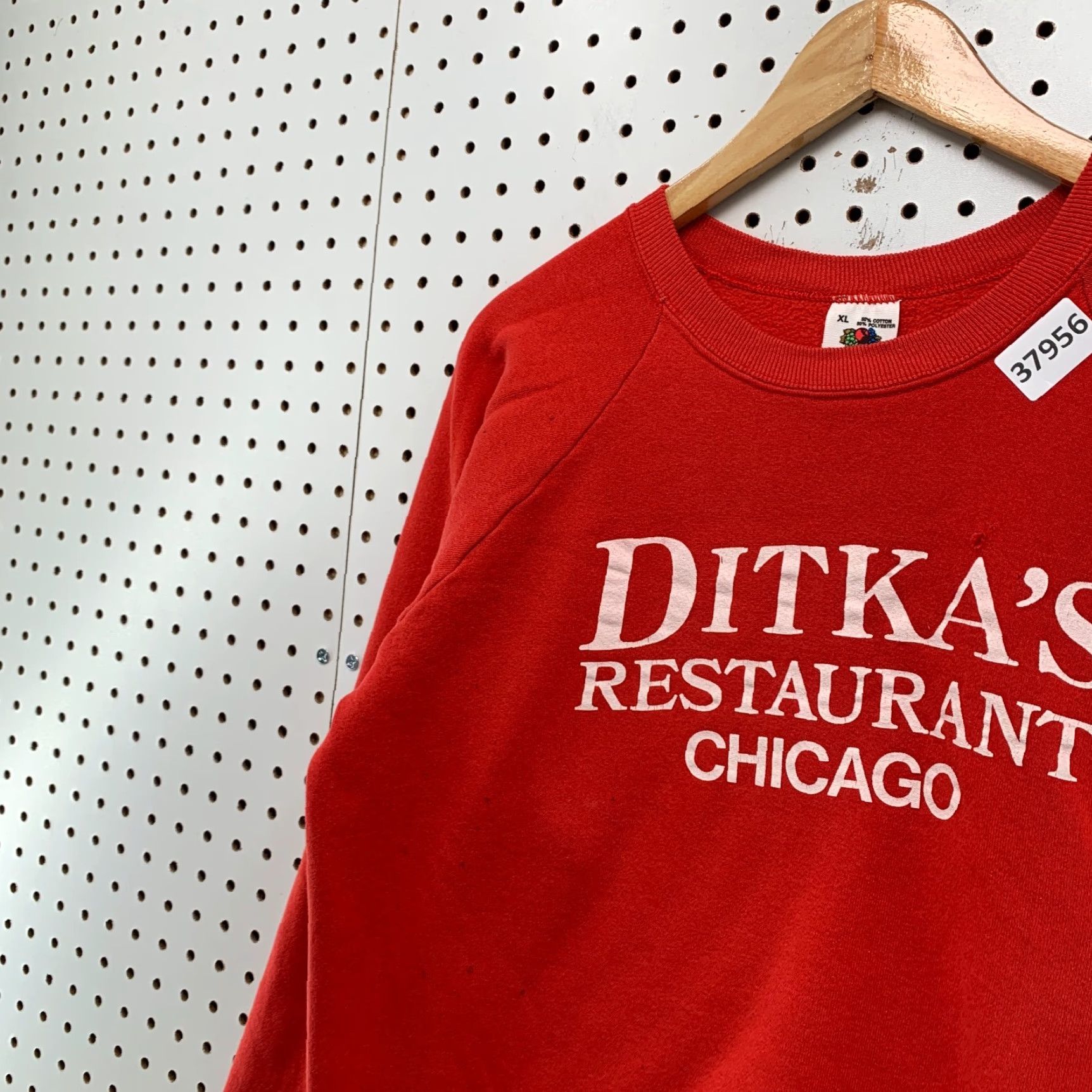 Fruit Of The Loom VINTAGE Ditka’s Restaurant Chicago Crewneck Sweatshirt Men M Red USA 80s Graphic Print Sweatshirtpullover Size US M / EU 48-50 / 2 - 7 Thumbnail