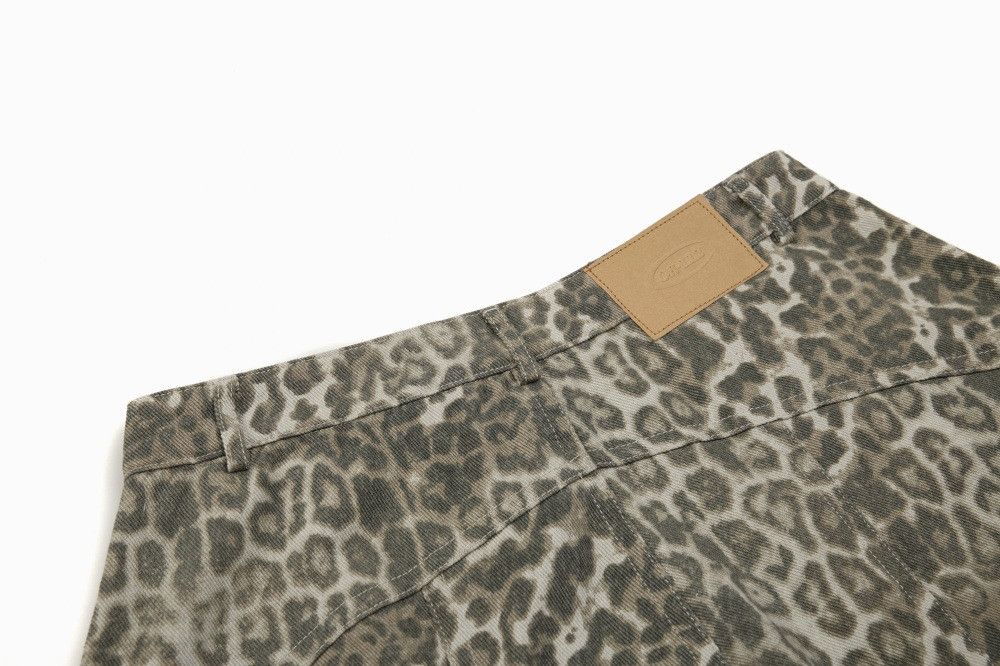Vintage Retro men's street loose wide-leg leopard print trousers Size US 32 / EU 48 - 4 Thumbnail