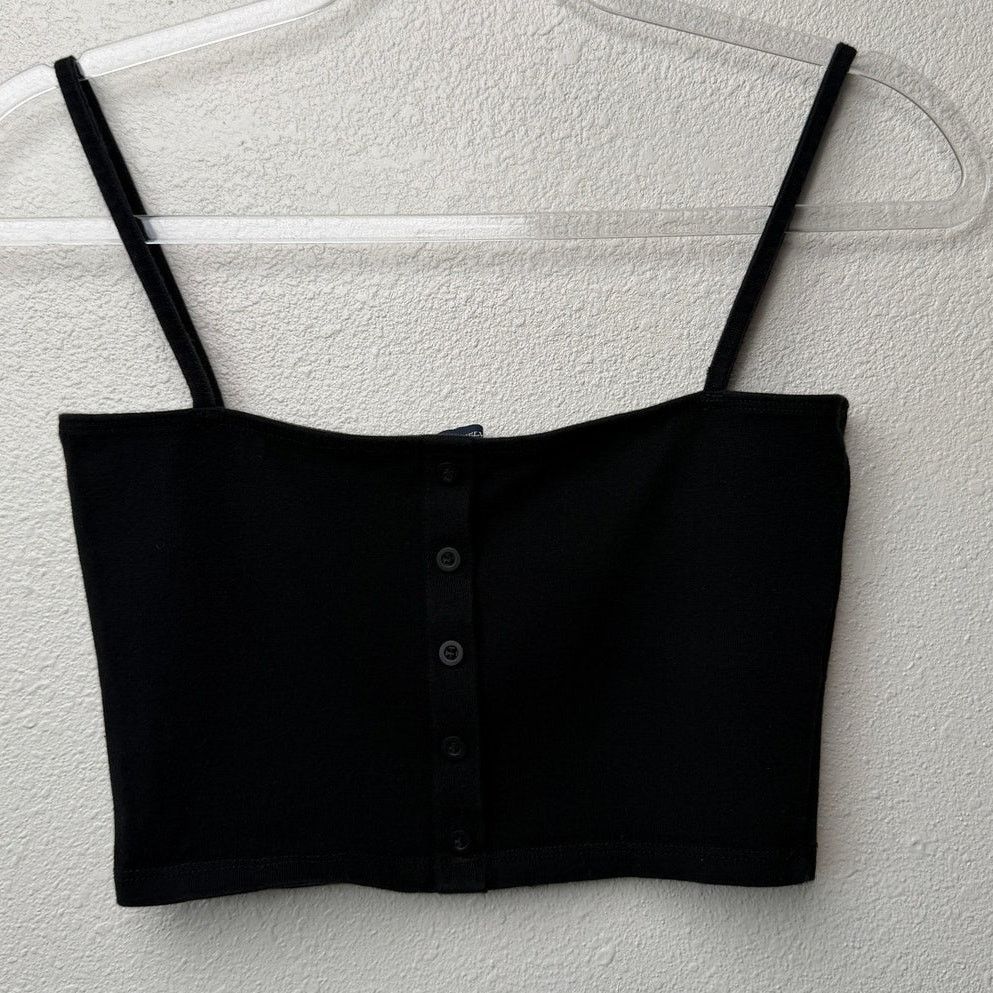 Brandy Melville Brandy Melville Black Button Crop Tank Womens XS Size XS / US 0-2 / IT 36-38 - 4 Thumbnail