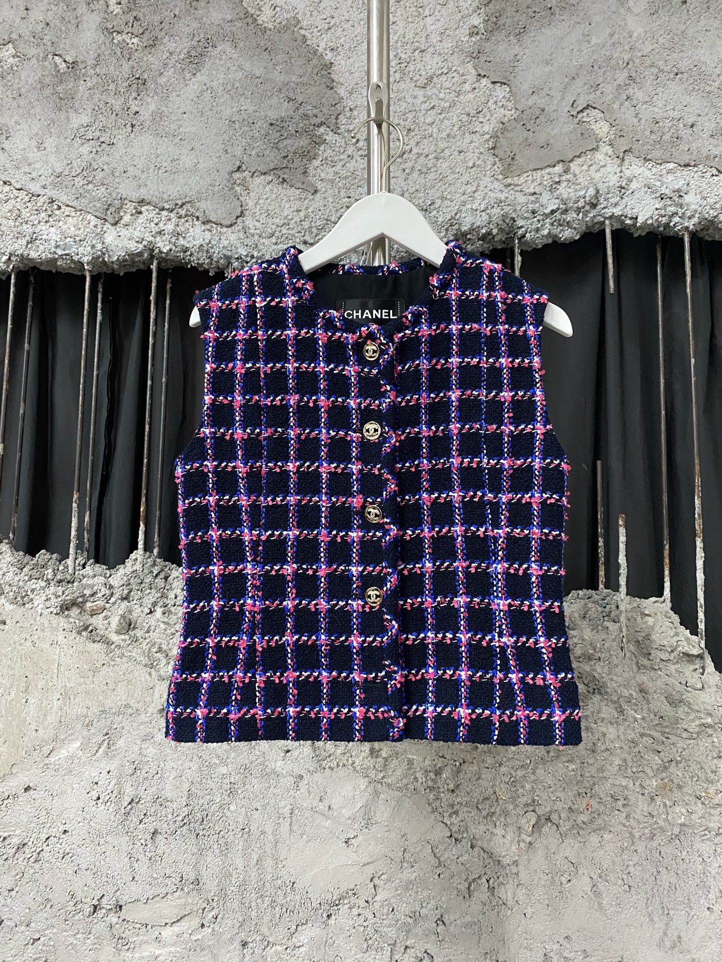 Chanel Chanel Plaid Purple Tank Top S Women Size S / US 4 / IT 40 - 1 Thumbnail