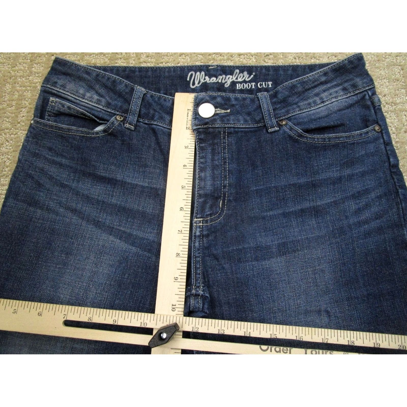 Wrangler Wrangler Jeans Women 12 Blue Mid Rise Bootcut Western Pants Dark Wash Denim Pants Jeans Buckle Logo Size 34" / US 12 / IT 48 - 6 Thumbnail
