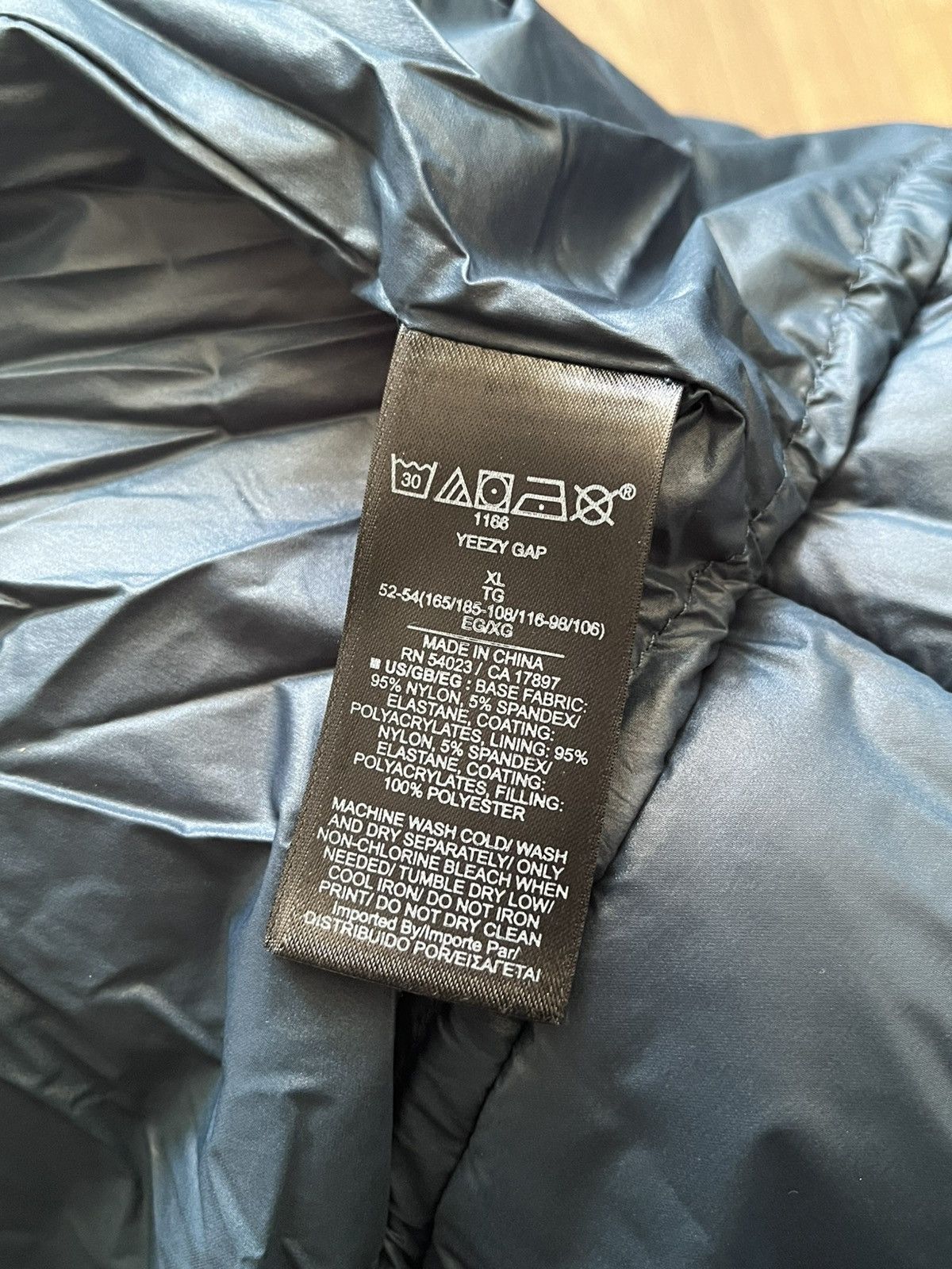 Balenciaga × Gap × Yeezy Yeezy Gap Round Jacket Dark Blue Size XL (Japan Exclusive) Size US XL / EU 56 / 4 - 8 Thumbnail