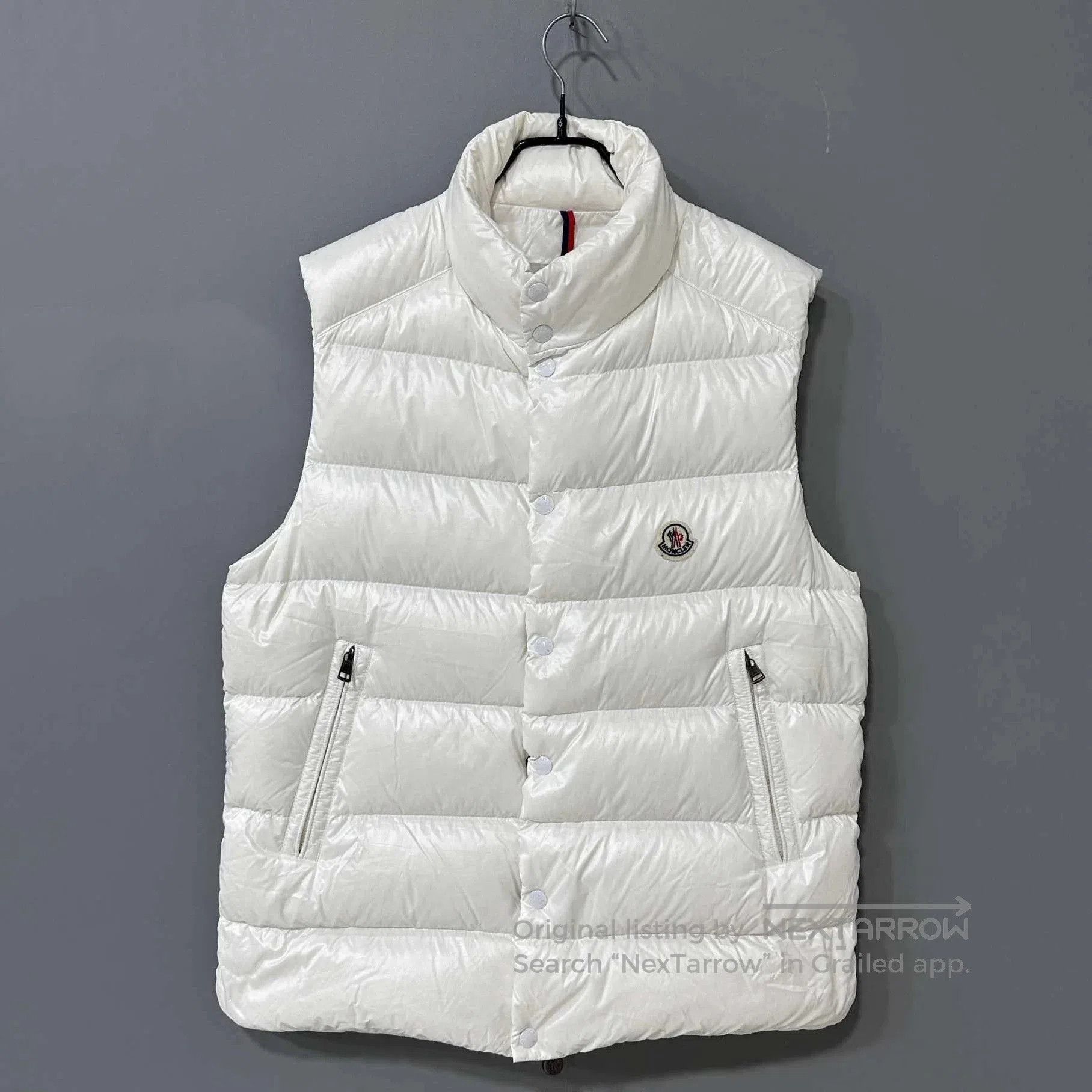 Moncler White Puffer Vest with Button Closure - Size M. Size US M / EU 48-50 / 2 - 1 Thumbnail
