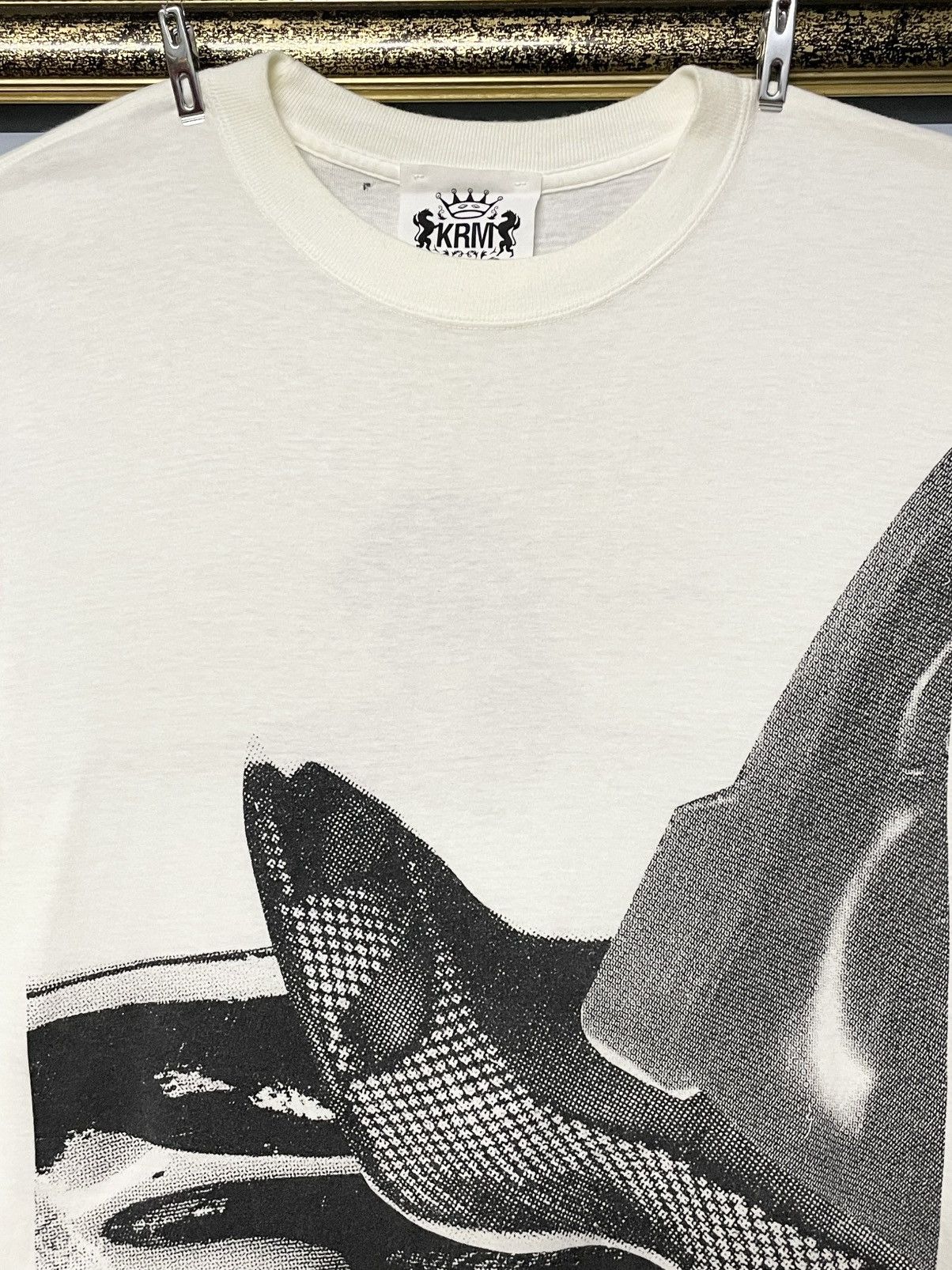 Beauty Beast Vintage 1990s Designer Koromo-Rico Artwok Sarcastic Tshirt Size US M / EU 48-50 / 2 - 3 Thumbnail