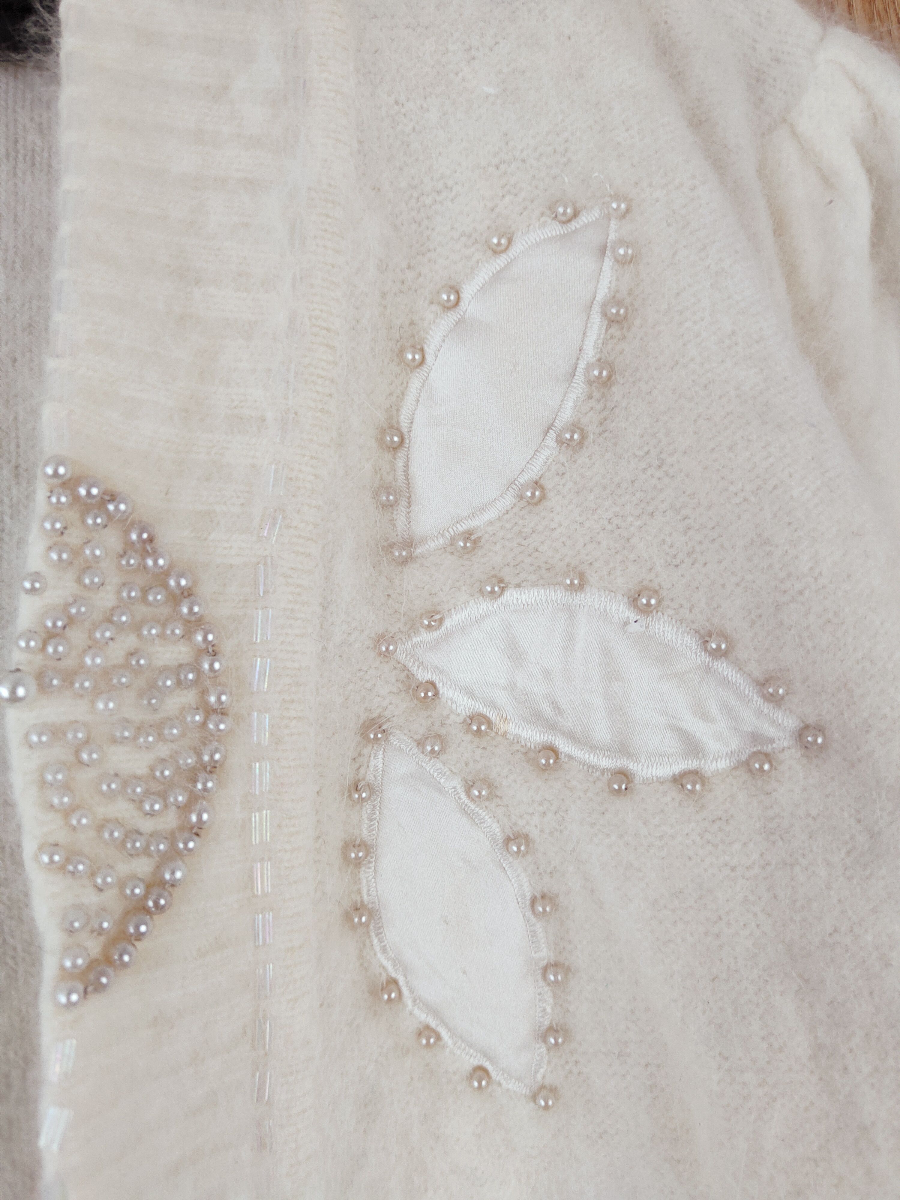 Japanese Brand × Vintage Patria Escala White Fur Mohair Knitwear Cardigan #W484 Size S / US 4 / IT 40 - 2 Thumbnail