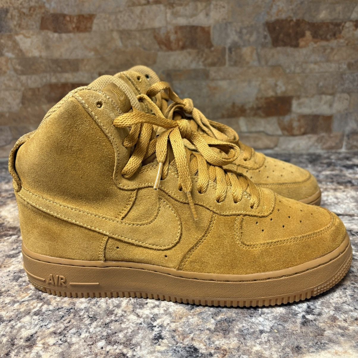 Nike Nike Air Force 1 Hi Wheat Size 7 Size US 7 / EU 40 - 4 Thumbnail