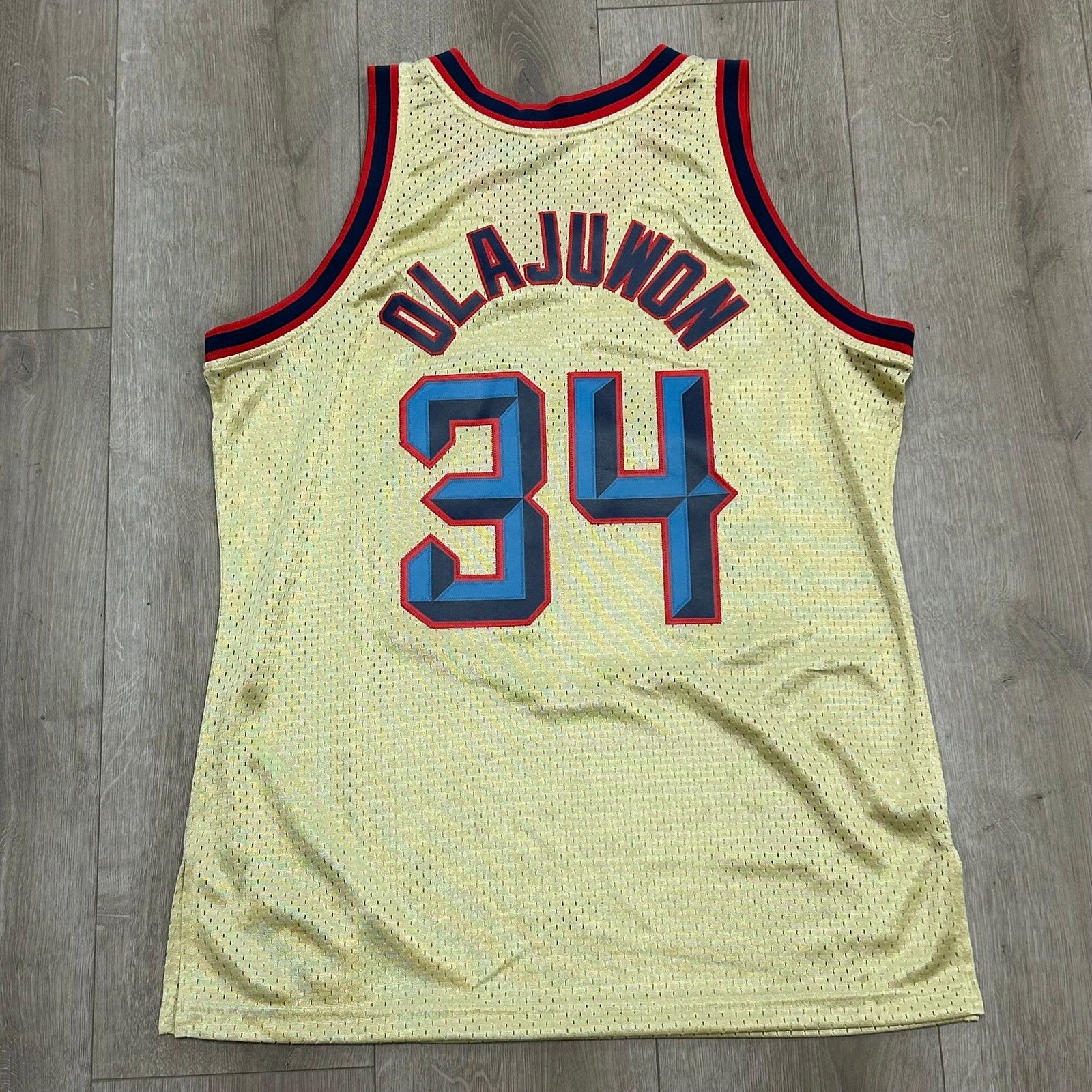 Mitchell & Ness Mitchell & Ness Houston Rockets 1996-97 jersey size Large Size US L / EU 52-54 / 3 - 6 Thumbnail