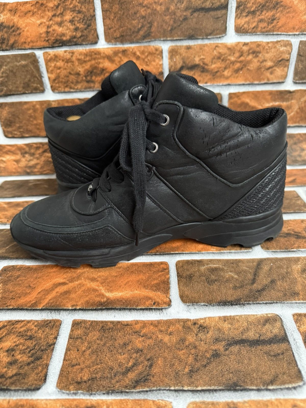 Chanel 🔥♠️Cc trainers Size US 9 / EU 42 - 13 Thumbnail