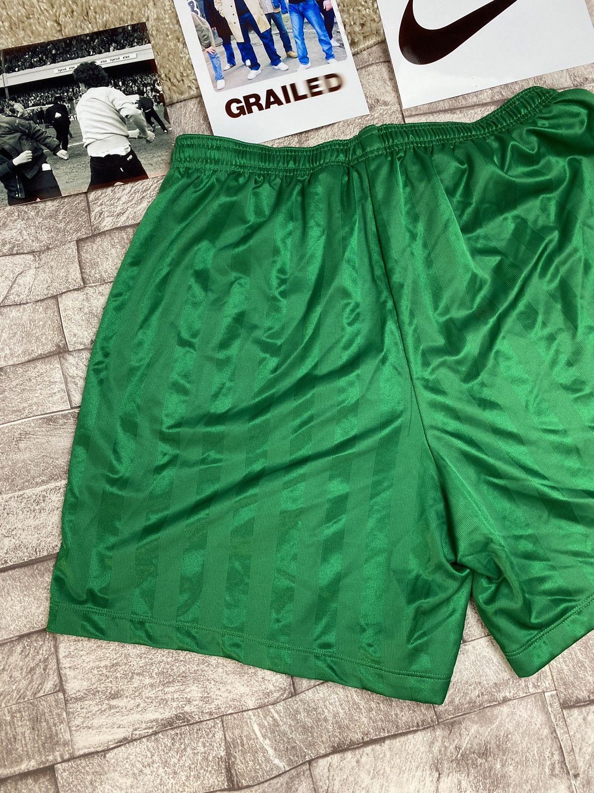 Nike × Vintage Hype Vintage Nike SOCCER Shorts XL Size US 36 / EU 52 - 10 Thumbnail