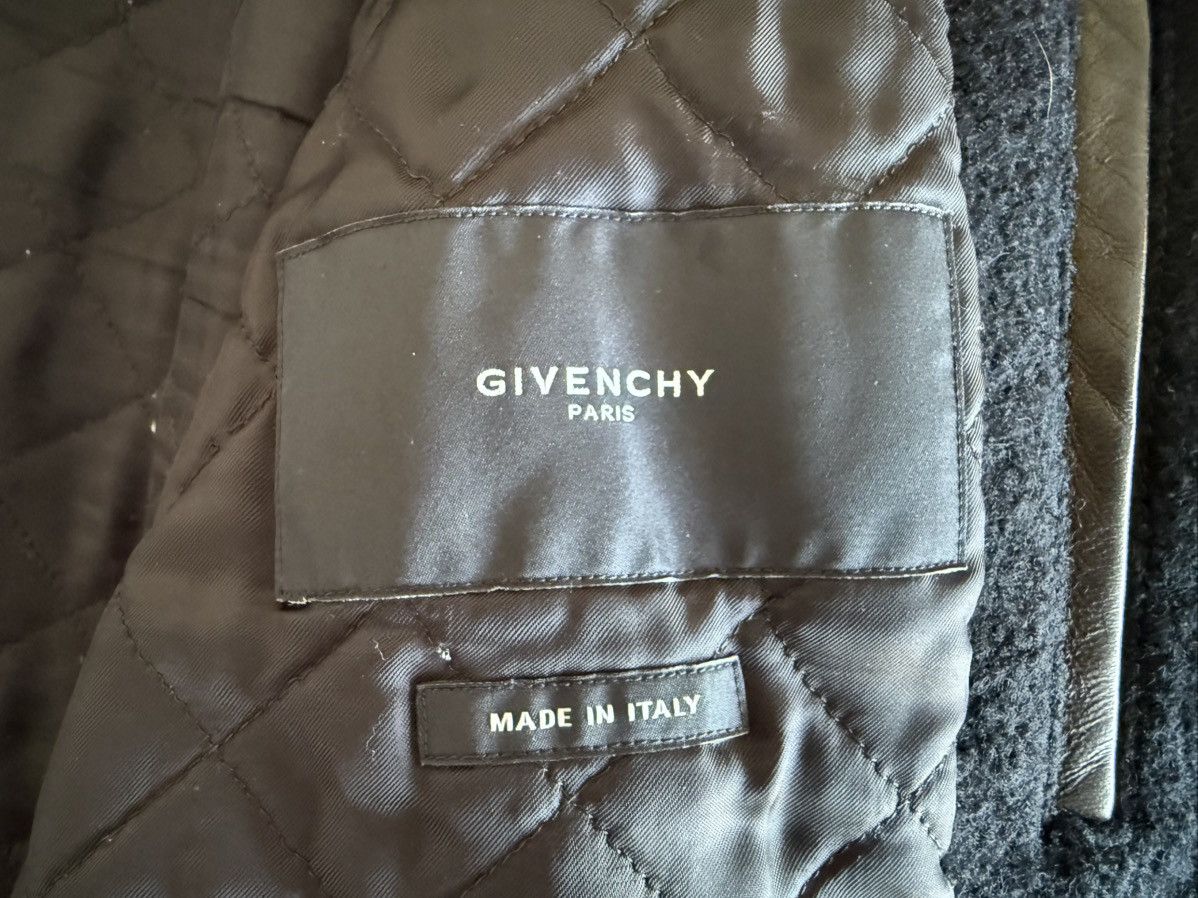 Givenchy Givenchy Black Leather Sleeved Varsity Baseball Jacket sz 52 Size US L / EU 52-54 / 3 - 4 Thumbnail