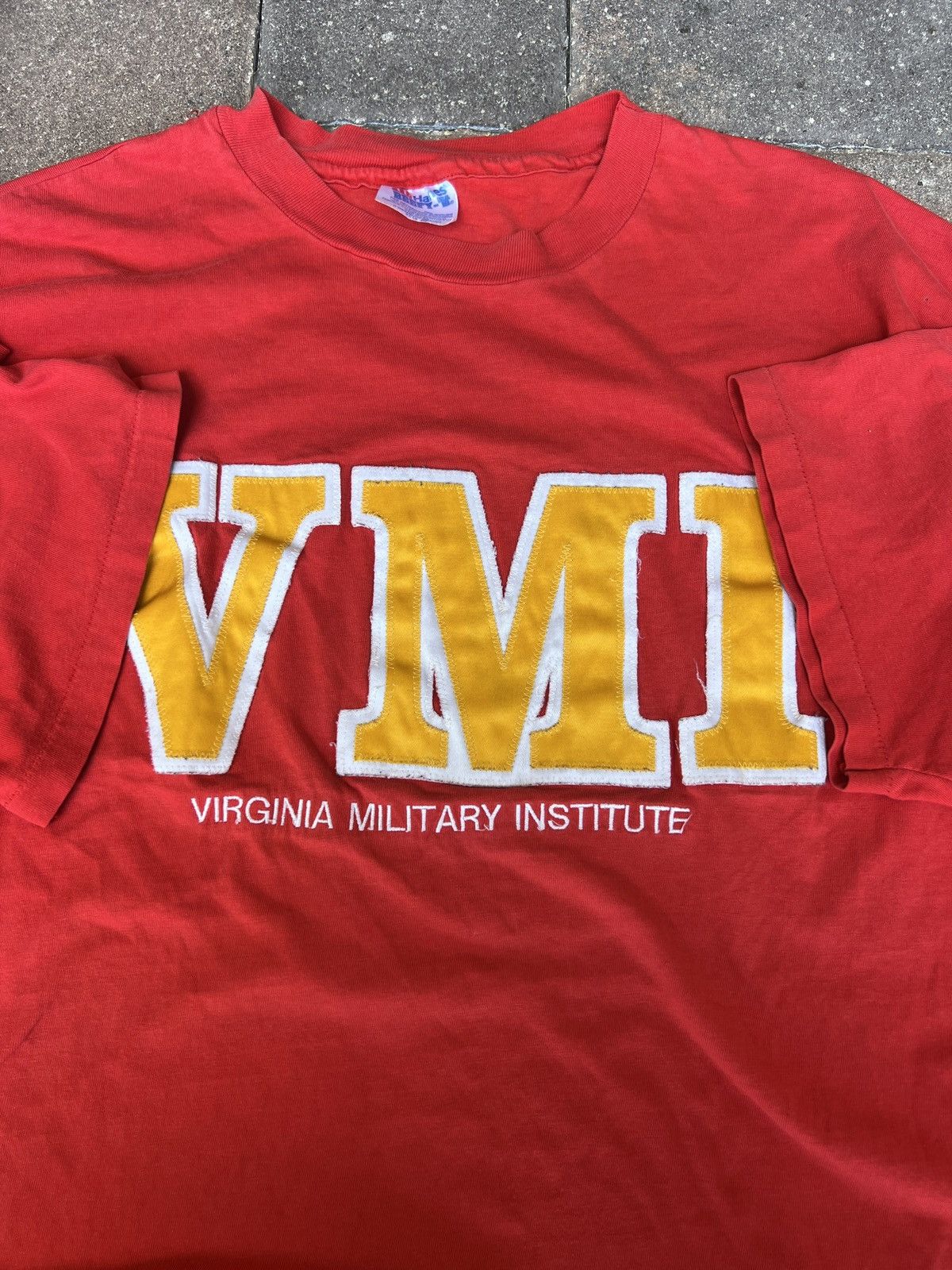 Vintage vintage 90s Virginia Military Institute T-shirt Size US XXL / EU 58 / 5 - 2 Thumbnail