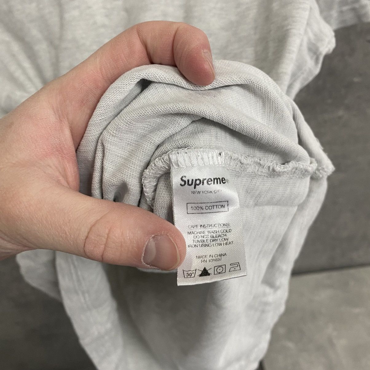 Supreme Supreme T-shirt Size US M / EU 48-50 / 2 - 10 Thumbnail