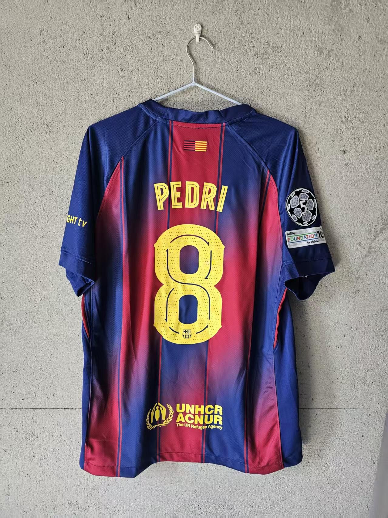 Other 25 26 Barcelona #8 Pedro Jersey Home Size US S / EU 44-46 / 1 - 1 Thumbnail