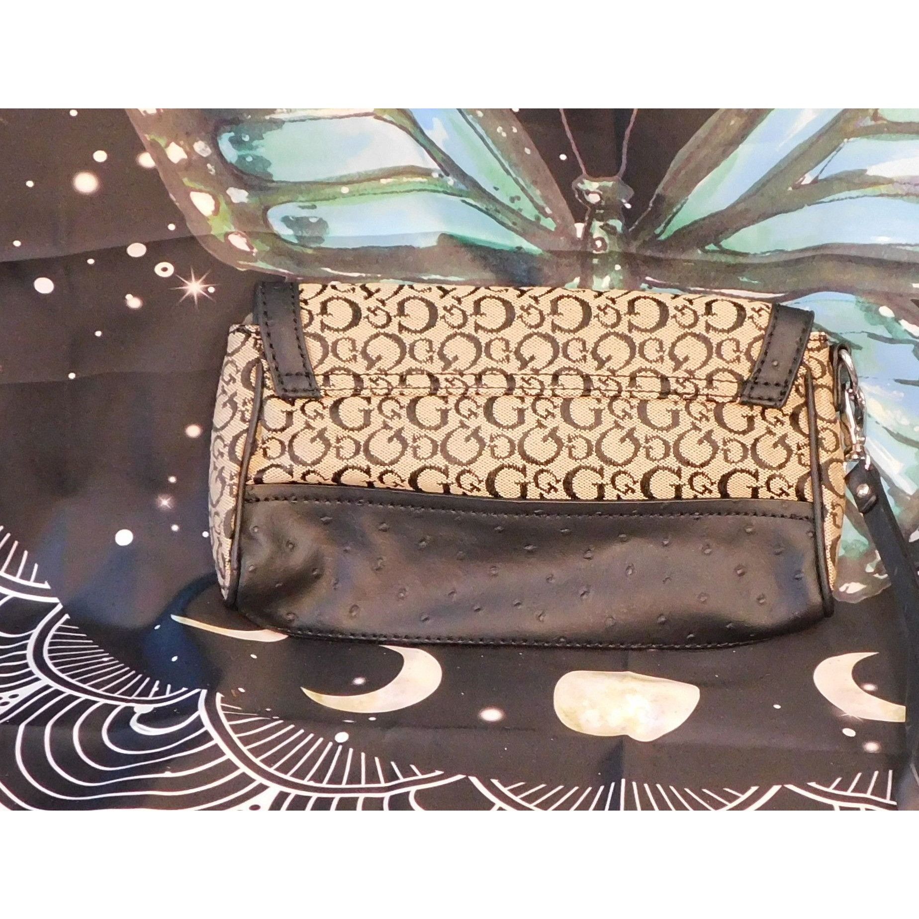Guess Preppy Guess Black And Beige Monogram Wristlet Size ONE SIZE - 2 Thumbnail