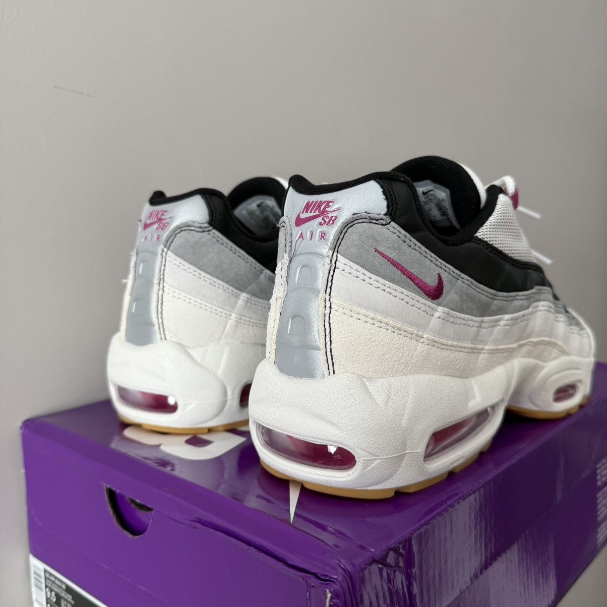 Nike Nike Air Max 95 Sb “Cactus Flower” Size US 9.5 / EU 42-43 - 17 Thumbnail