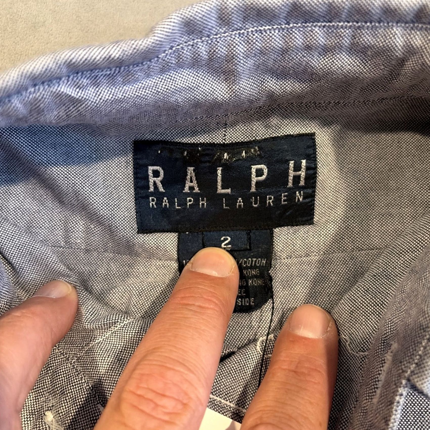 Ralph Lauren VINTAGE RALPH Lauren Blue Label Button-Down Shirt MADE HONG KONG Size 2 Woman Blue Label Button-Up Shirt Casual 100% Cotton Long Sleeve Size XXL / US 16-18 / IT 52-54 - 4 Thumbnail