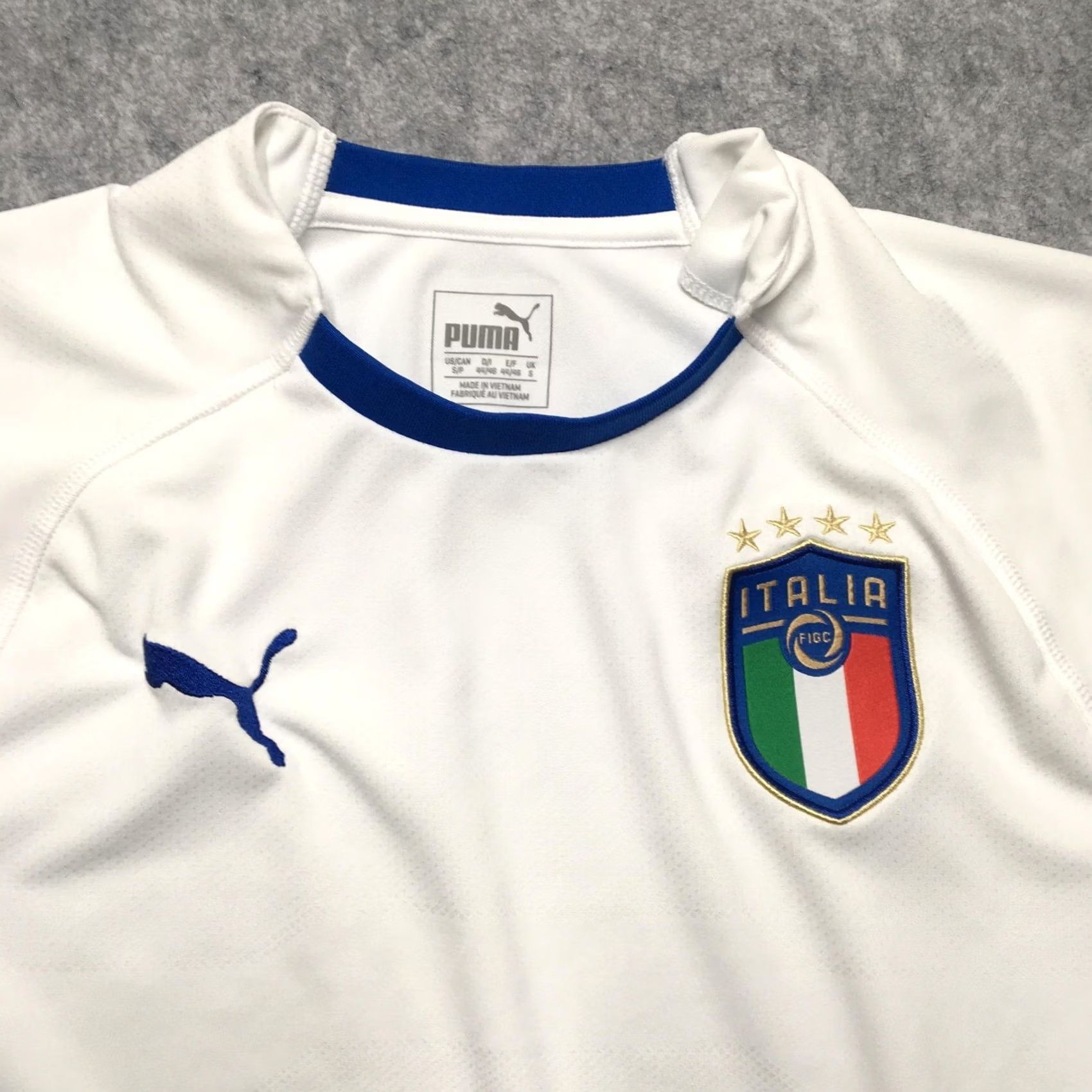 Puma Italy National Team Shirt Mens Small White Puma DryCell Soccer Jersey FIGC Euro White Crew Neck Short Sleeve Polyester Spandex Vintage: No Mens Size US S / EU 44-46 / 1 - 4 Thumbnail