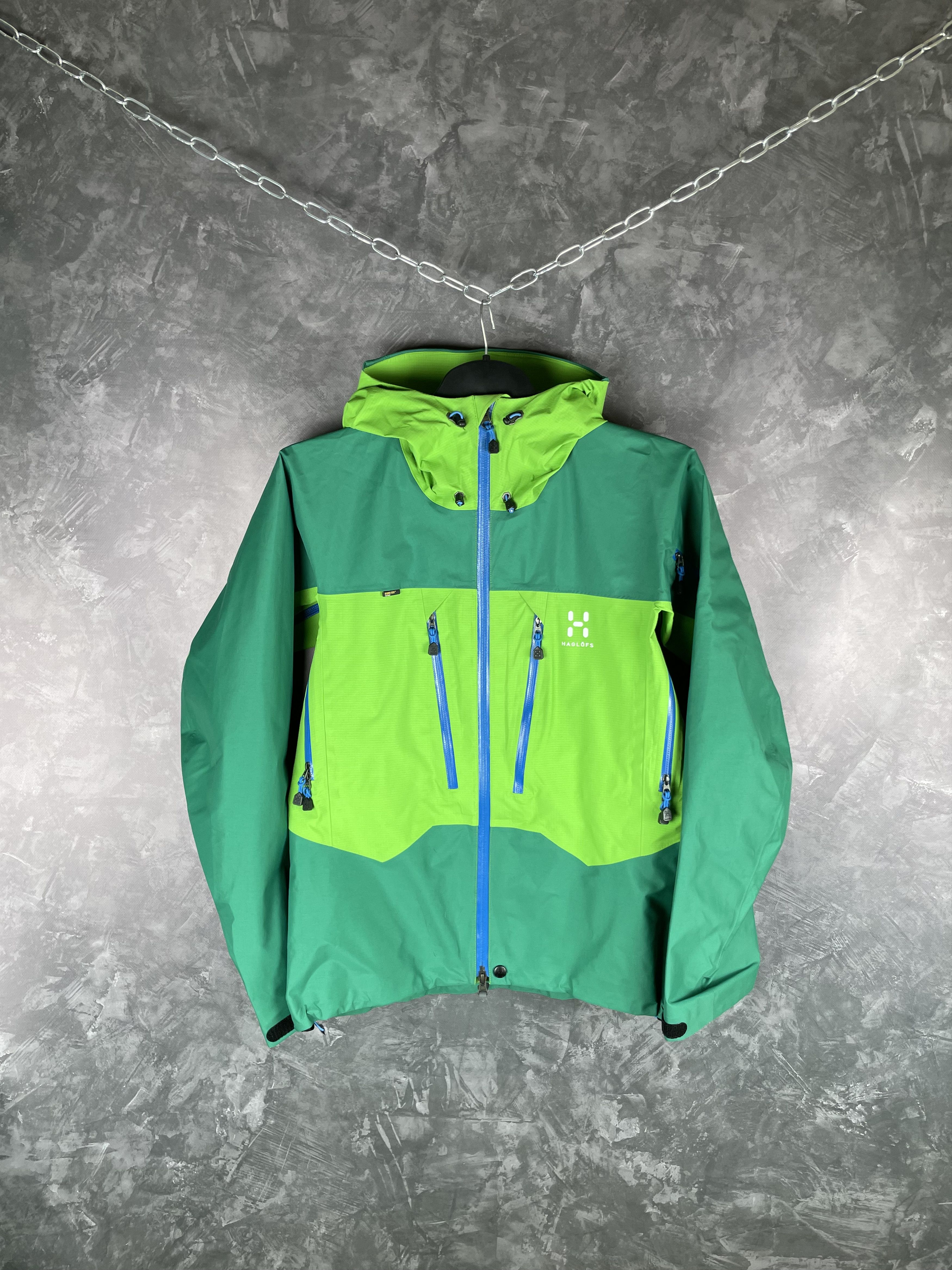 image of Goretex x Haglofs Gore-Tex Haglofs Jacket Y2K in Green, Men's (Size Small)