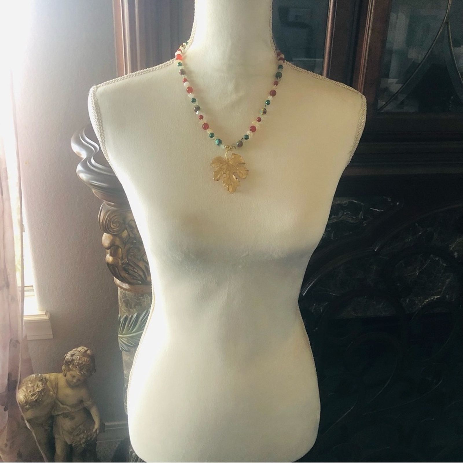 Handmade Handcrafted genuine stone nature leaf pendant necklace Size ONE SIZE - 5 Thumbnail