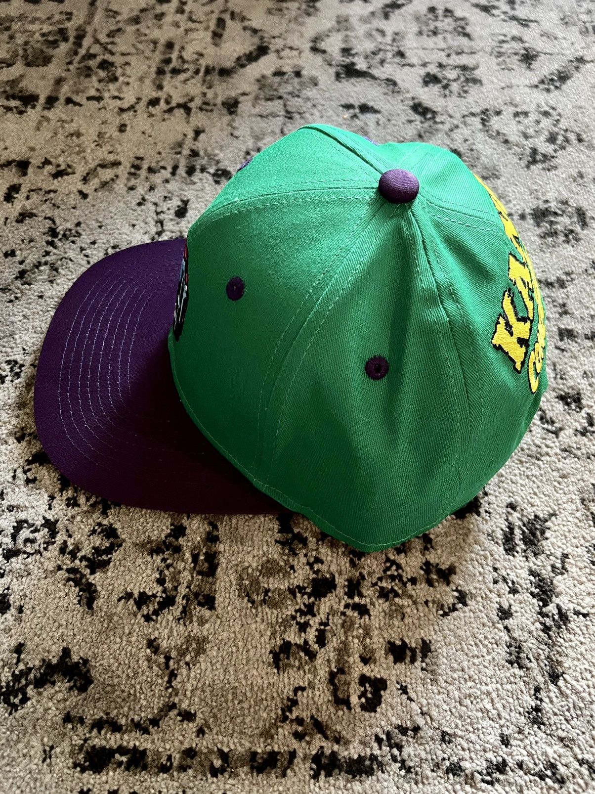 Marvel Comics KANG THE CONQUEROR MASK & DISGUISE SNAPBACK HAT Size ONE SIZE - 5 Thumbnail