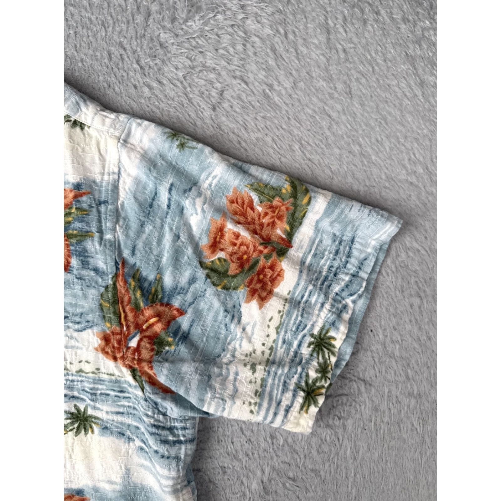 Arrow Arrow Shirt Men Large Blue White Red Floral Palm Pocket Button Up Hawaiian 100% Rayon Mens Size US L / EU 52-54 / 3 - 2 Thumbnail