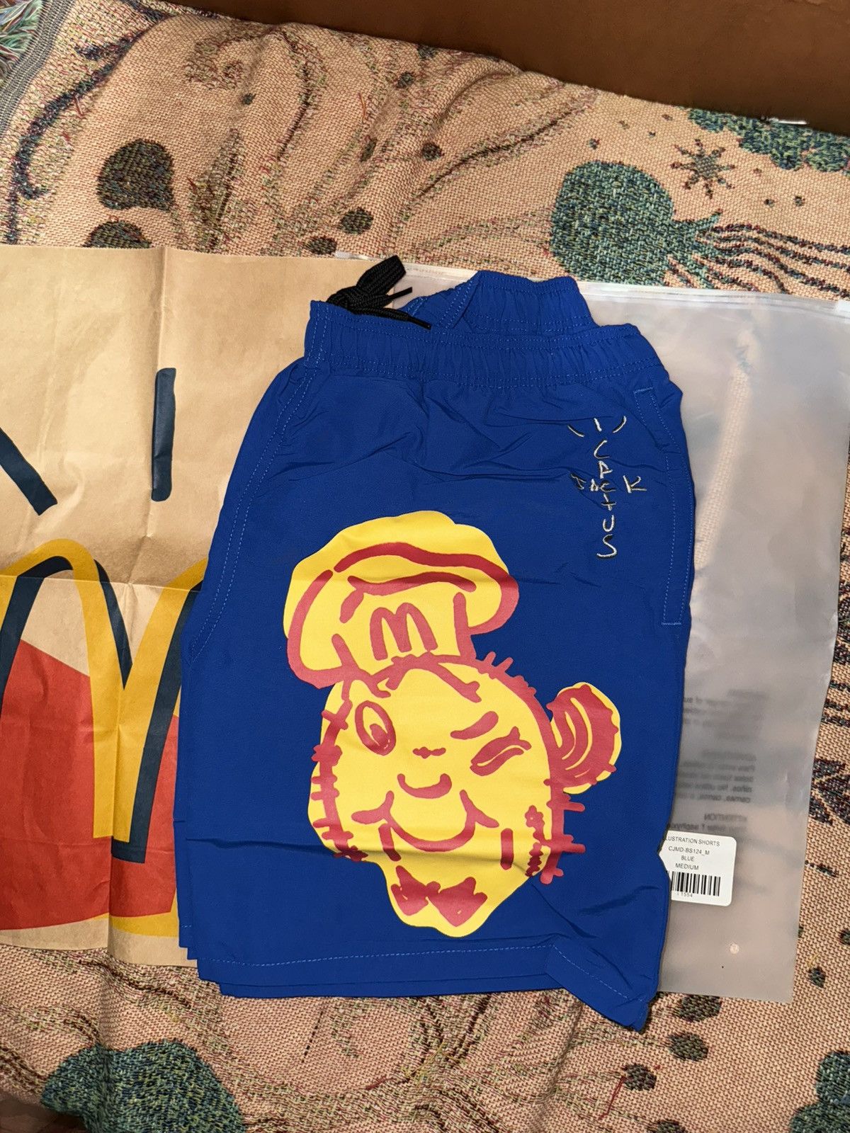 Travis Scott Travis Scott Cactus jack Mcdonald’s ILLUSTRATION SHORTS M Size US 32 / EU 48 - 3 Thumbnail