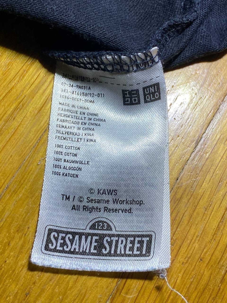 Kaws × Uniqlo Uniqlo x Kaws Sesame street tee Size US M / EU 48-50 / 2 - 6 Thumbnail