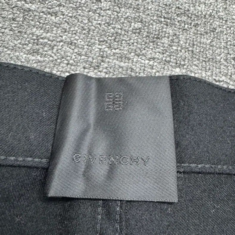Givenchy Givenchy Detachable Suspender Trousers Size US 32 / EU 48 - 3 Thumbnail