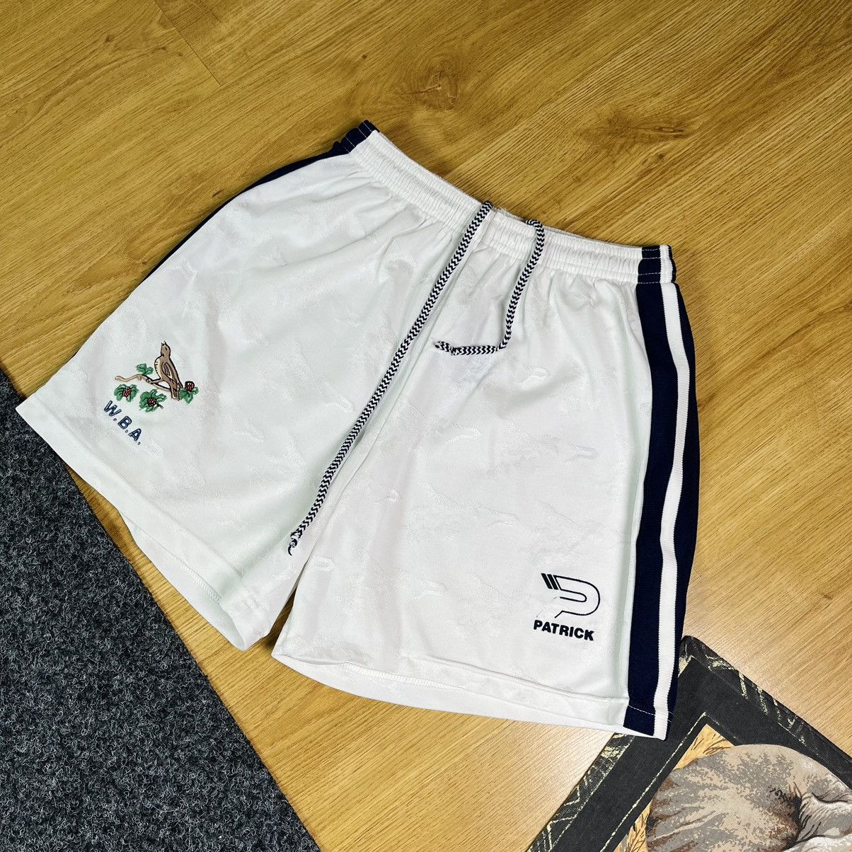 Other West Bromwich shorts vintage Patrick 1997 Size US 30 / EU 46 - 1 Thumbnail
