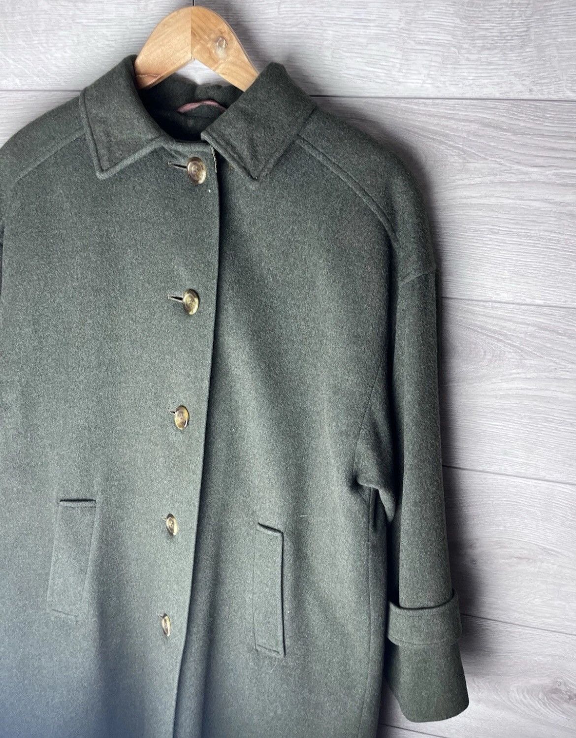 Aquascutum Vintage men’s aquascutum trench coat made in 🇬🇧 wool Size US L / EU 52-54 / 3 - 3 Thumbnail