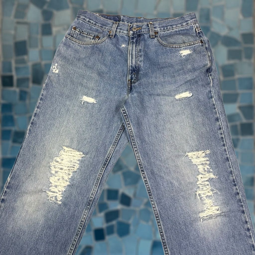 Levi's VINTAGE Levi's 550 Jeans Mens 34x32 Blue Distressed 90s Paper Tag Grunge Y2K Jeans Mens 34x32 Blue Distressed 90s Paper Tag Grunge Y2K Size US 34 / EU 50 - 1 Thumbnail