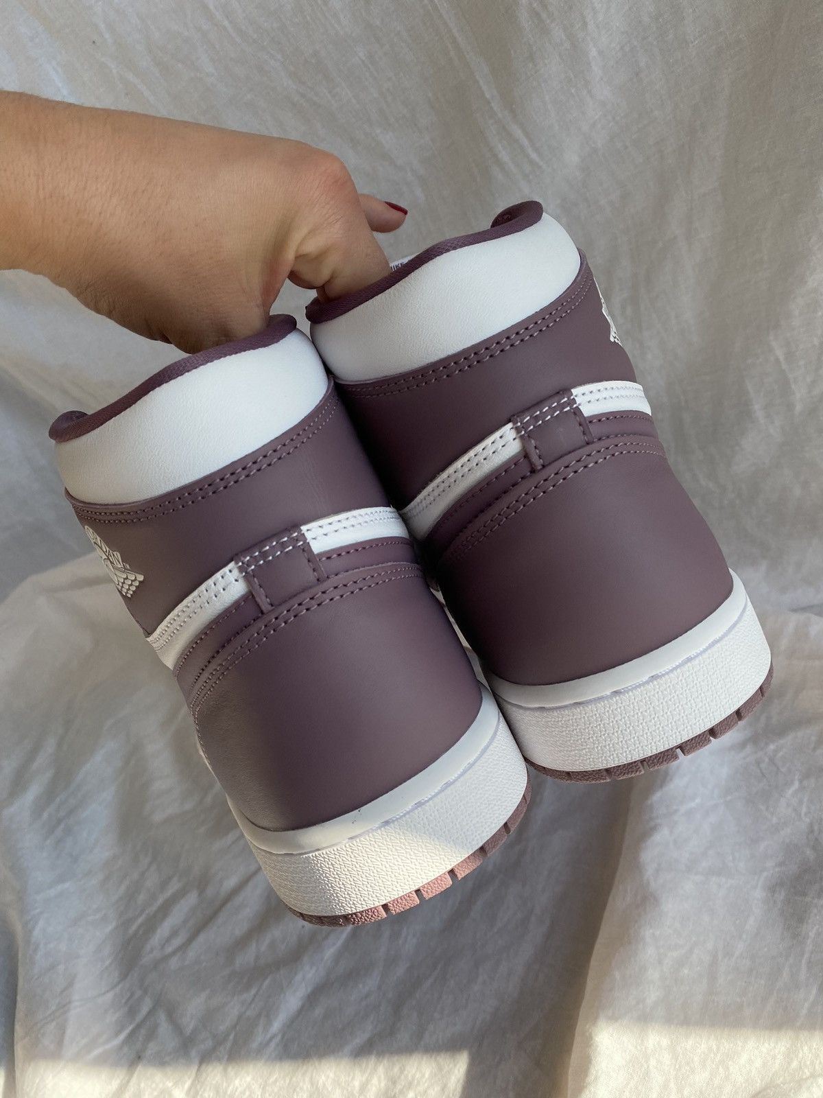 The North Face Nike Air Jordan One Mauve White Size US 10 / EU 43 - 6 Thumbnail