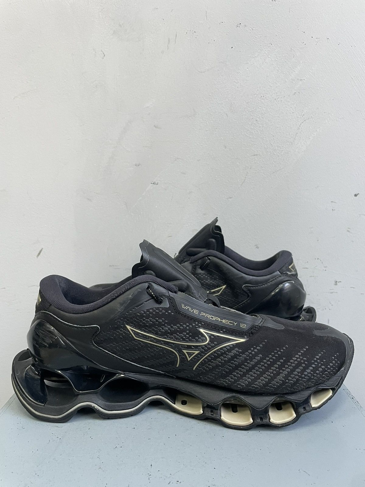 Other Mizuno Wave Prophecy Black Leather Shoes Streetwear Style Size US 8 / EU 41 - 10 Thumbnail