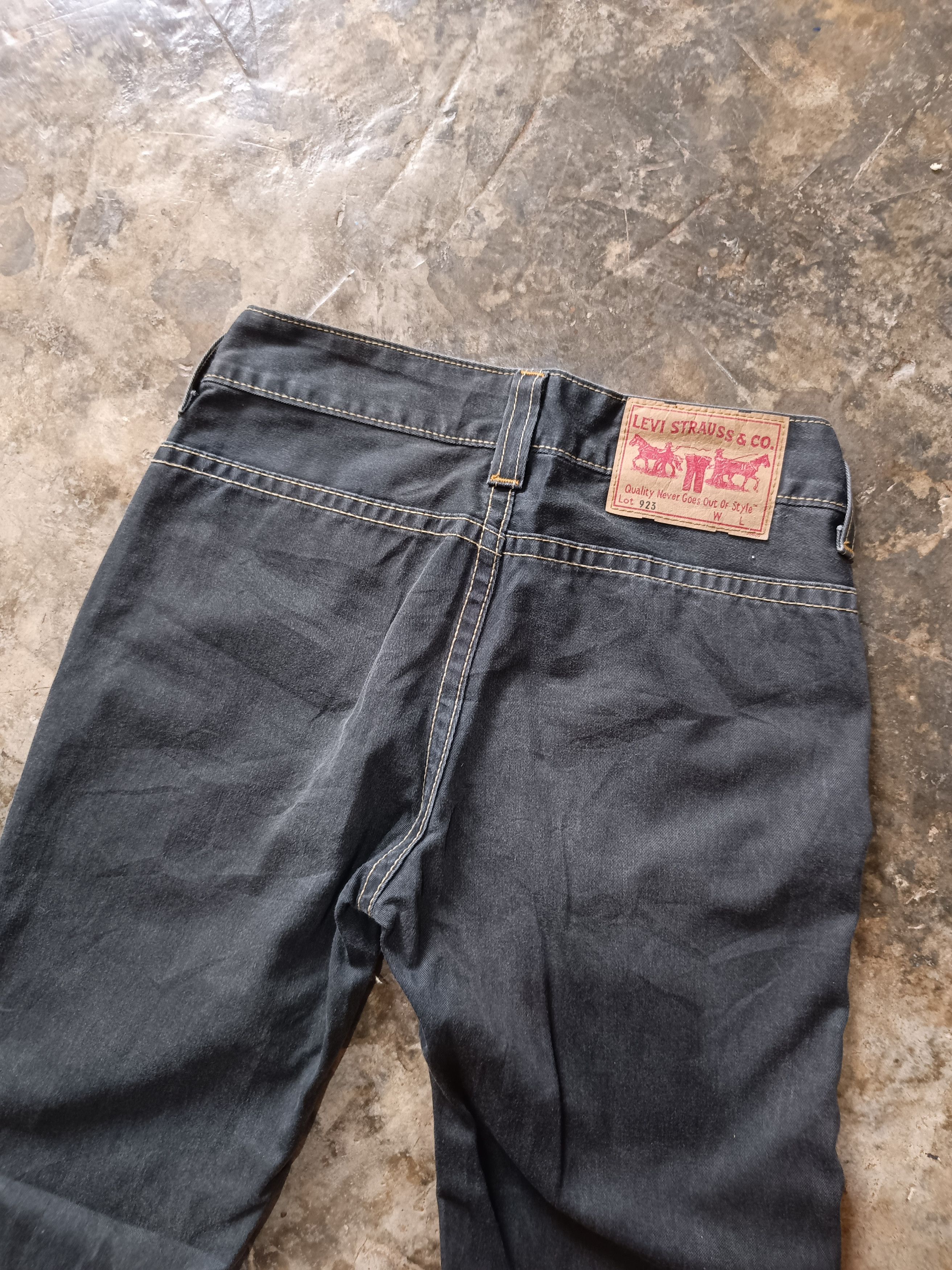 Levi's Vintage Levi's flared jeans Size 28" / US 6 / IT 42 - 5 Thumbnail