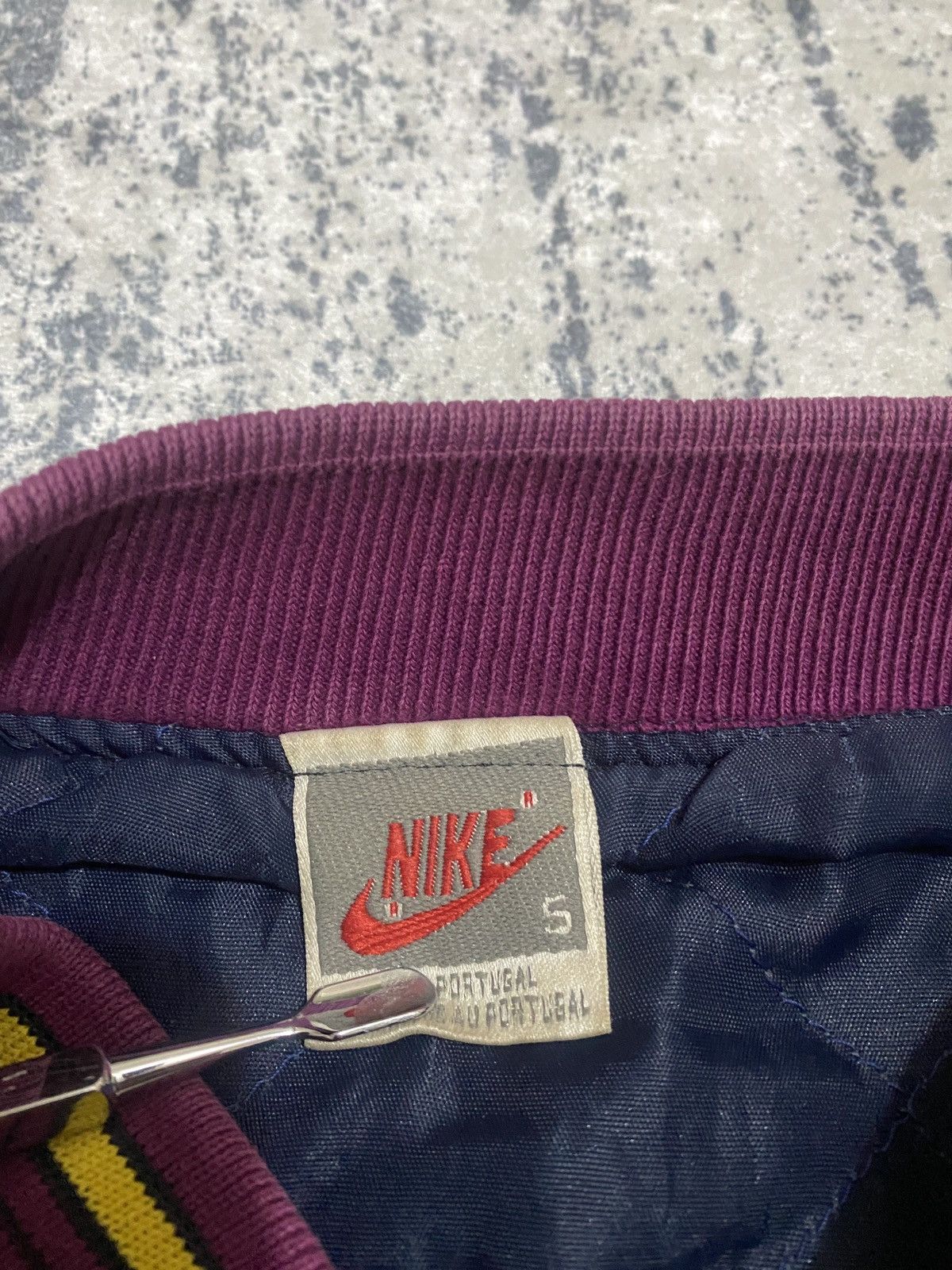 Nike Vintage ultra rare baseball jacket nike oregon big logo Size US L / EU 52-54 / 3 - 3 Thumbnail