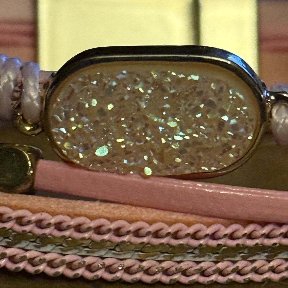Other Multi strand pink leather iridescent druzy bracelet Size ONE SIZE - 4 Thumbnail